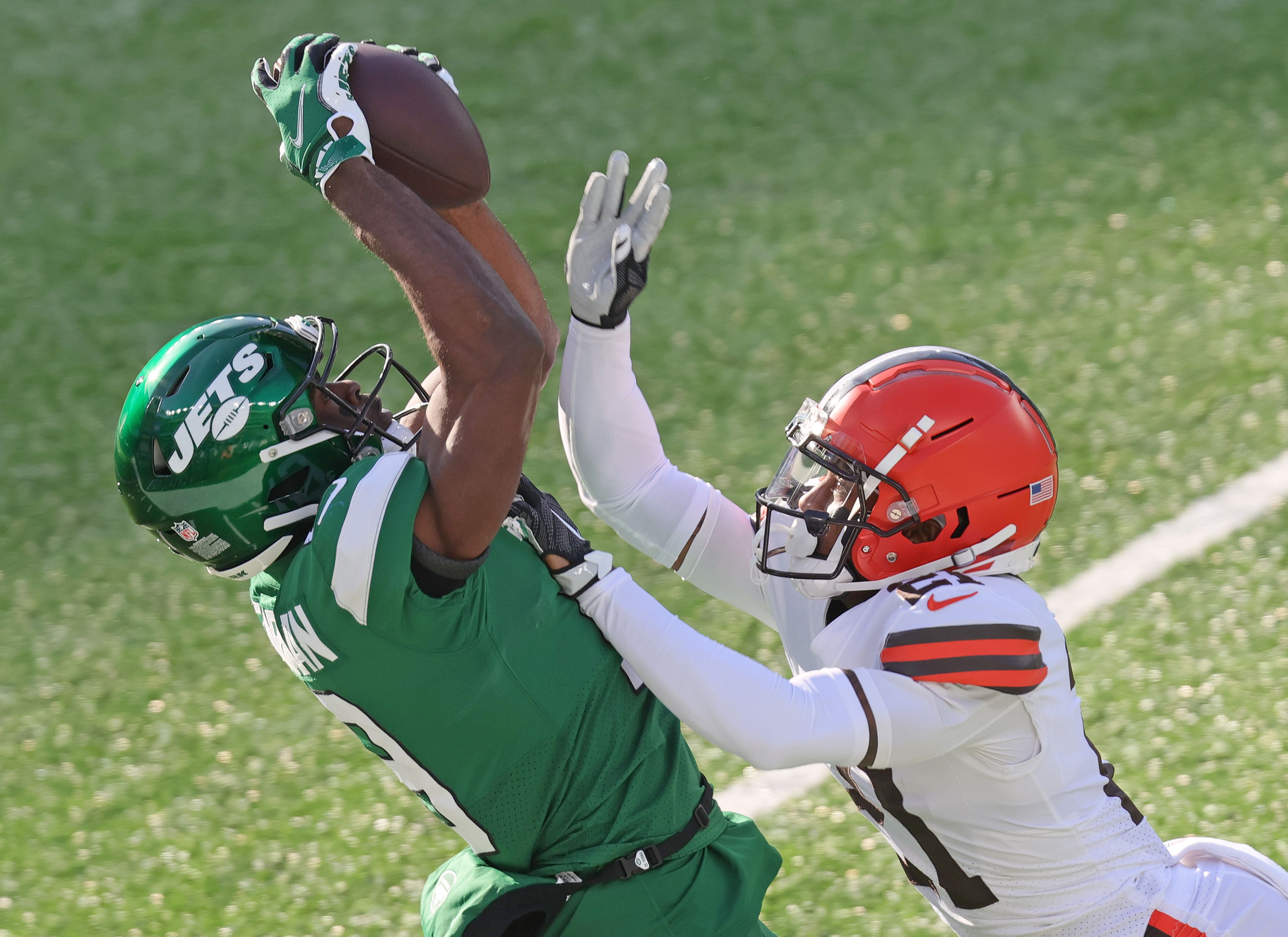 Browns rule out 2 players, list Denzel Ward as questionable vs. Steelers