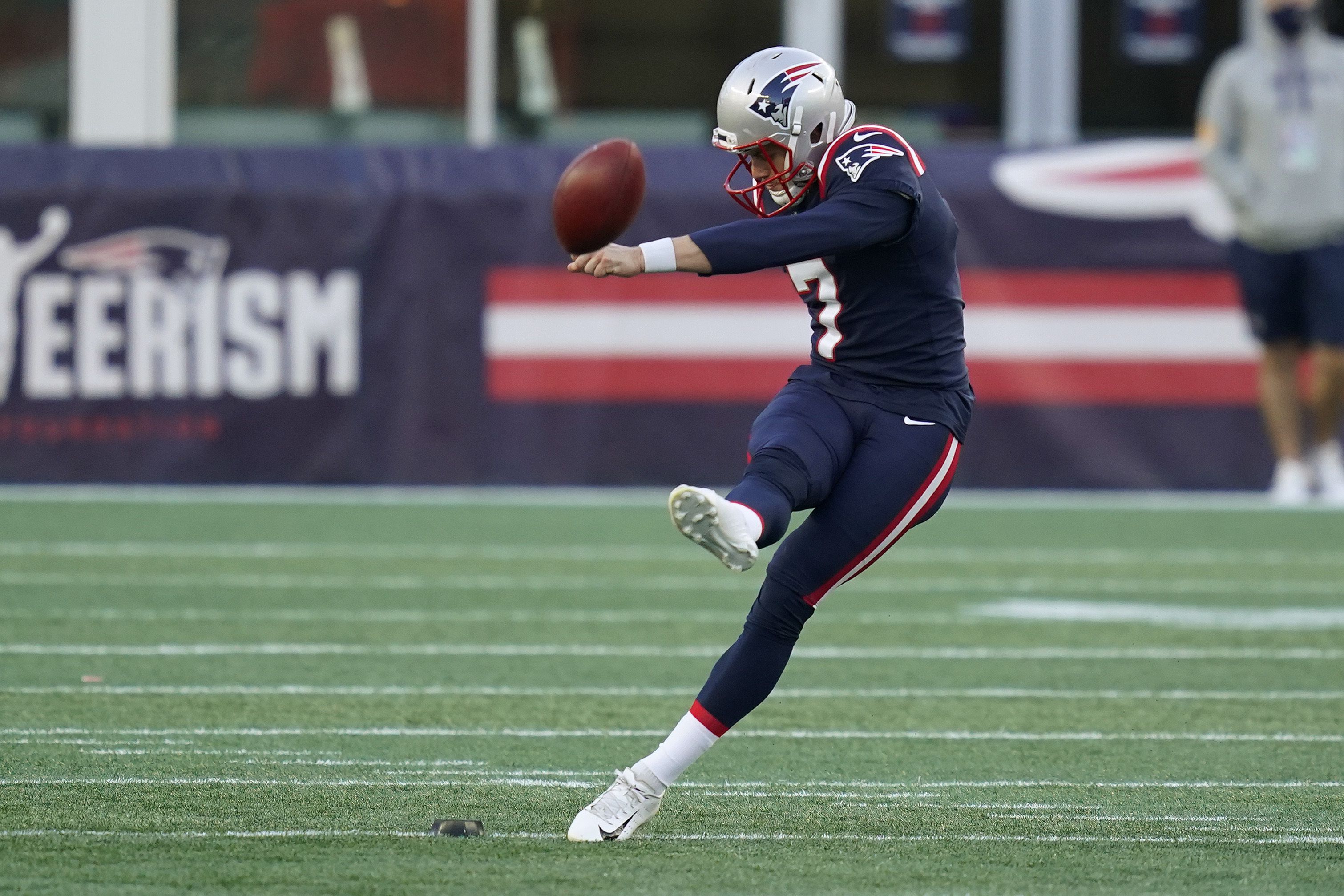 Patriots re-sign punter Jake Bailey to a four-year extension - The Boston  Globe