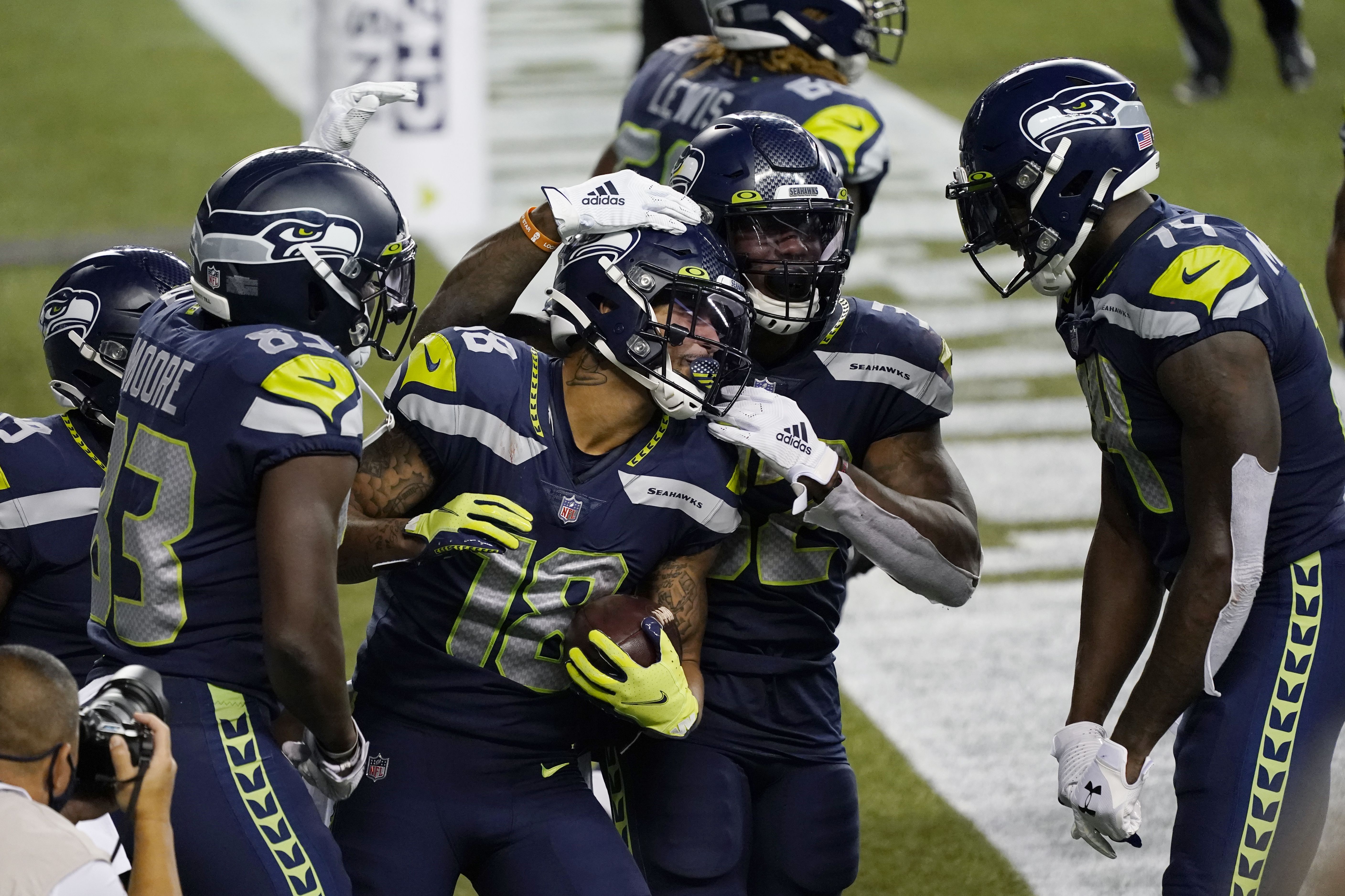 Seahawks stuff Newton on final play, beat Patriots 35-30