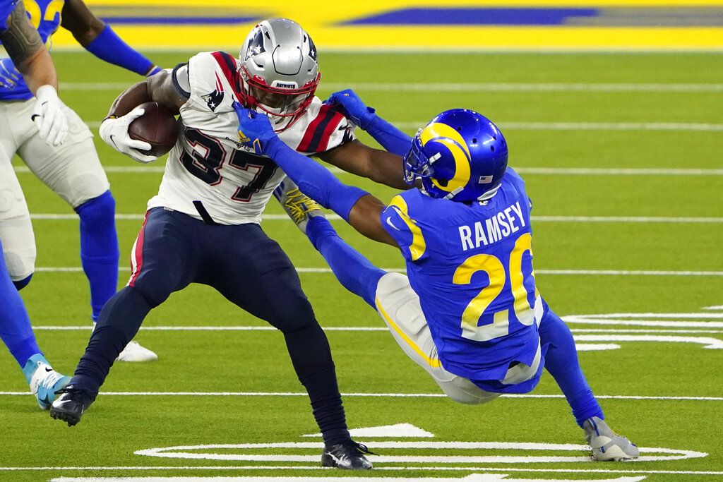 Damien Harris out vs. Dolphins, New England Patriots won't activate Julian  Edelman (report) 