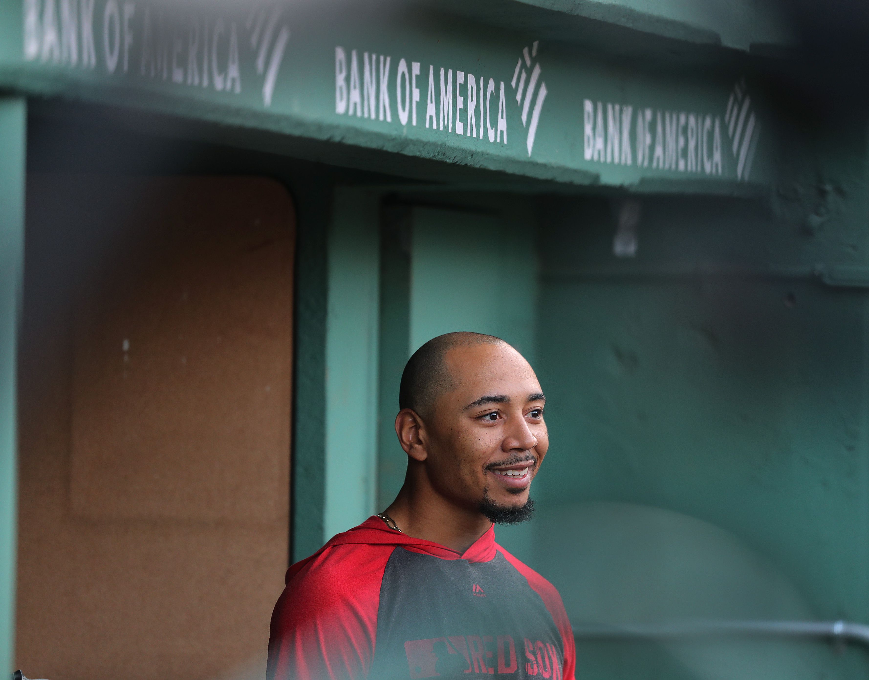 Mookie Betts trade talks evolving with Dodgers, Padres - The