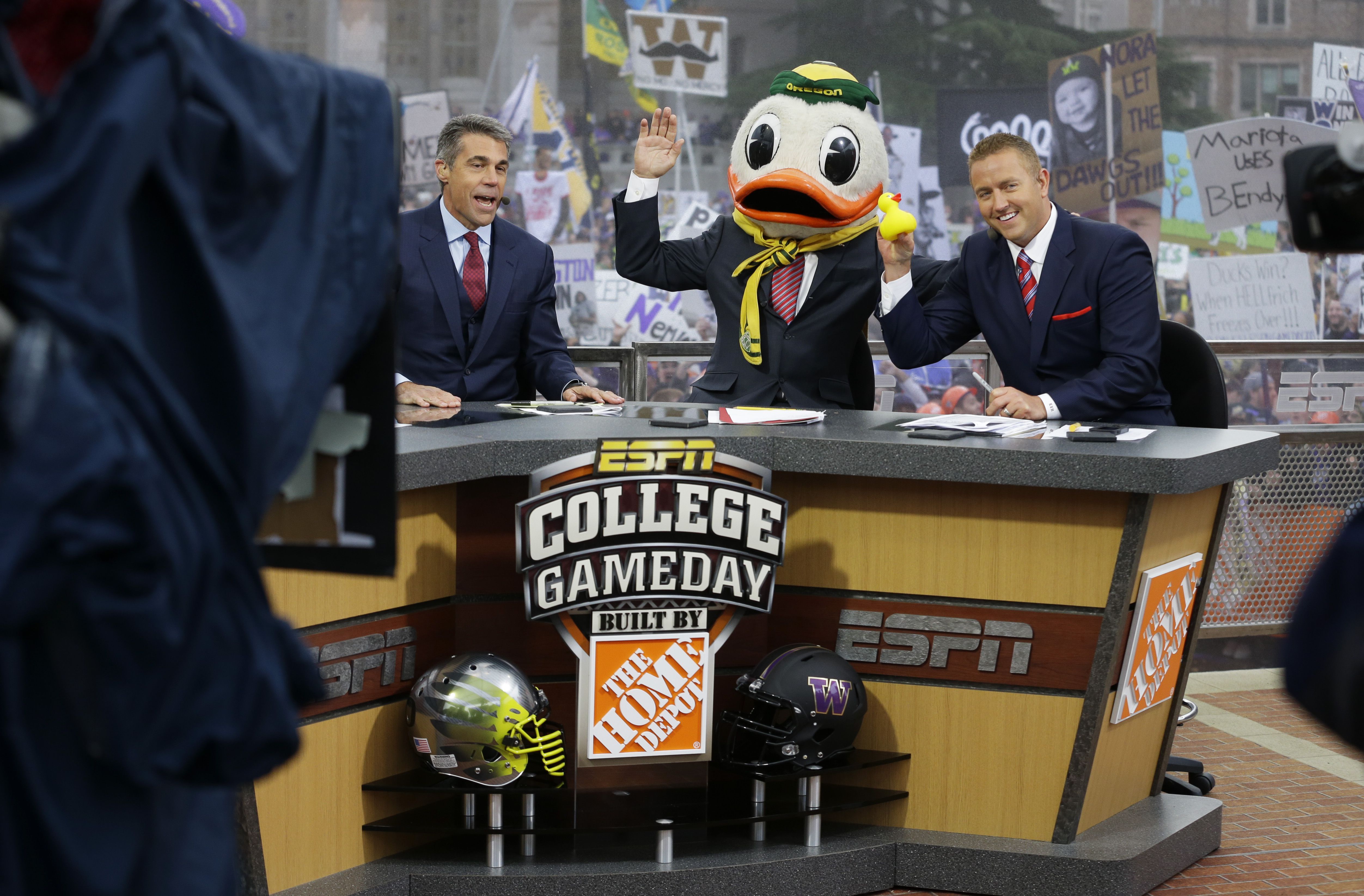 ESPN's College Football Coverage Continues with Debut of ABC's