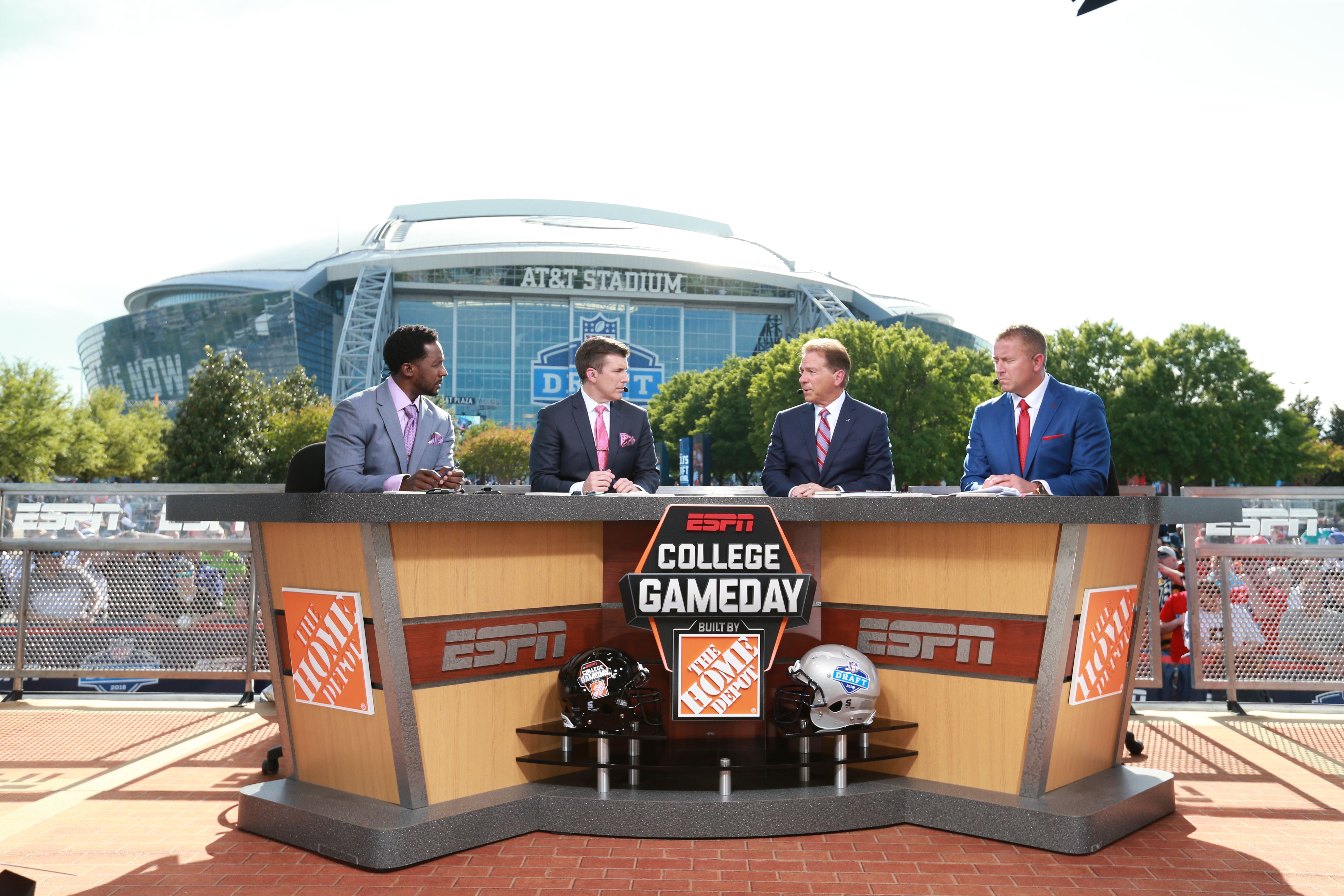 ESPN's College GameDay heading to Florida for top-10 showdown with Auburn 