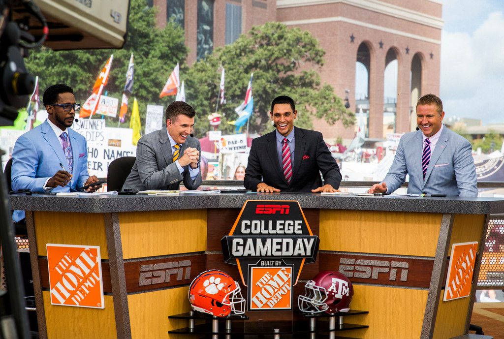 How To Make The Most Of College GameDay