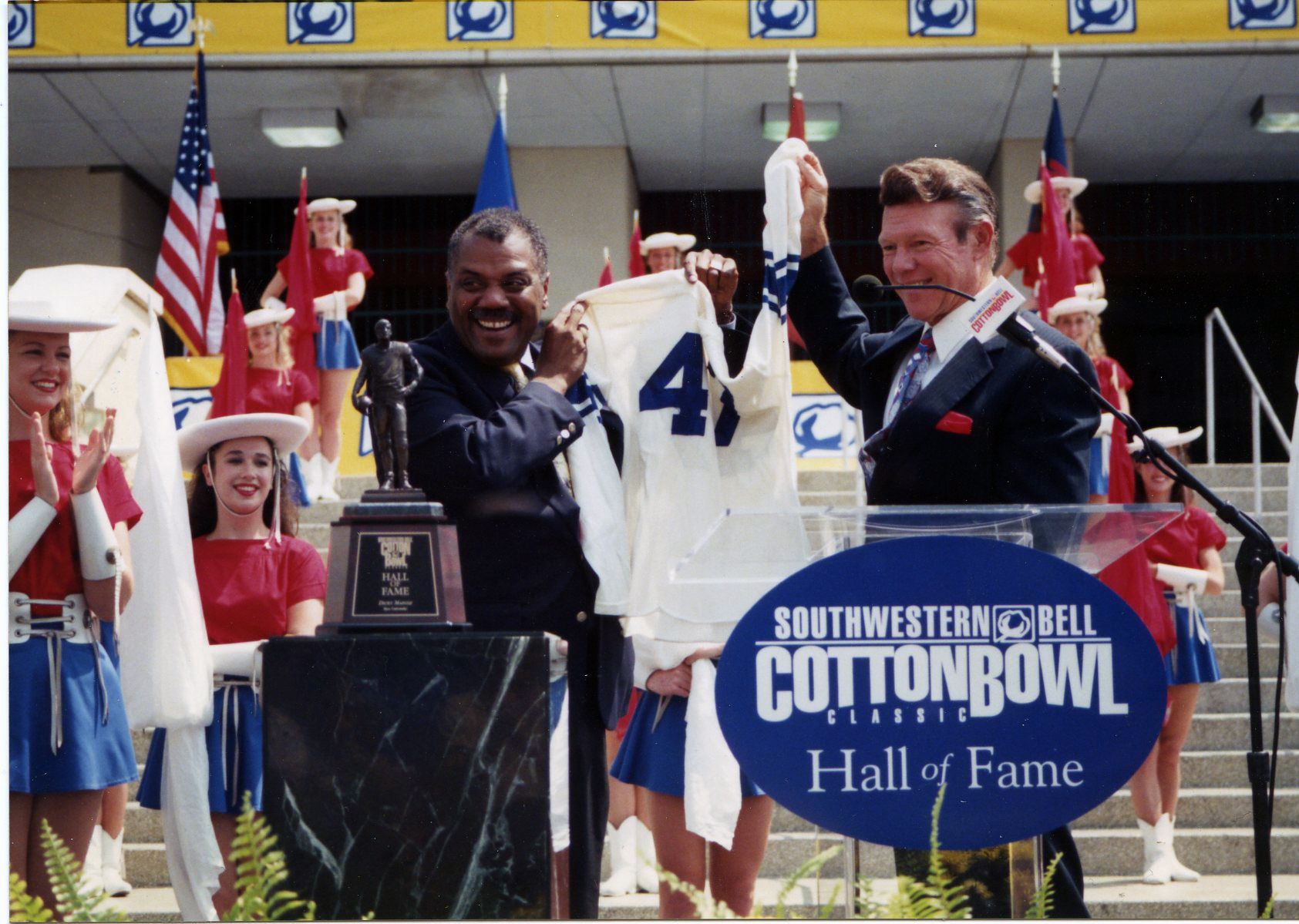 Goodyear Cotton Bowl Classic to Induct Seven Legends into 2023