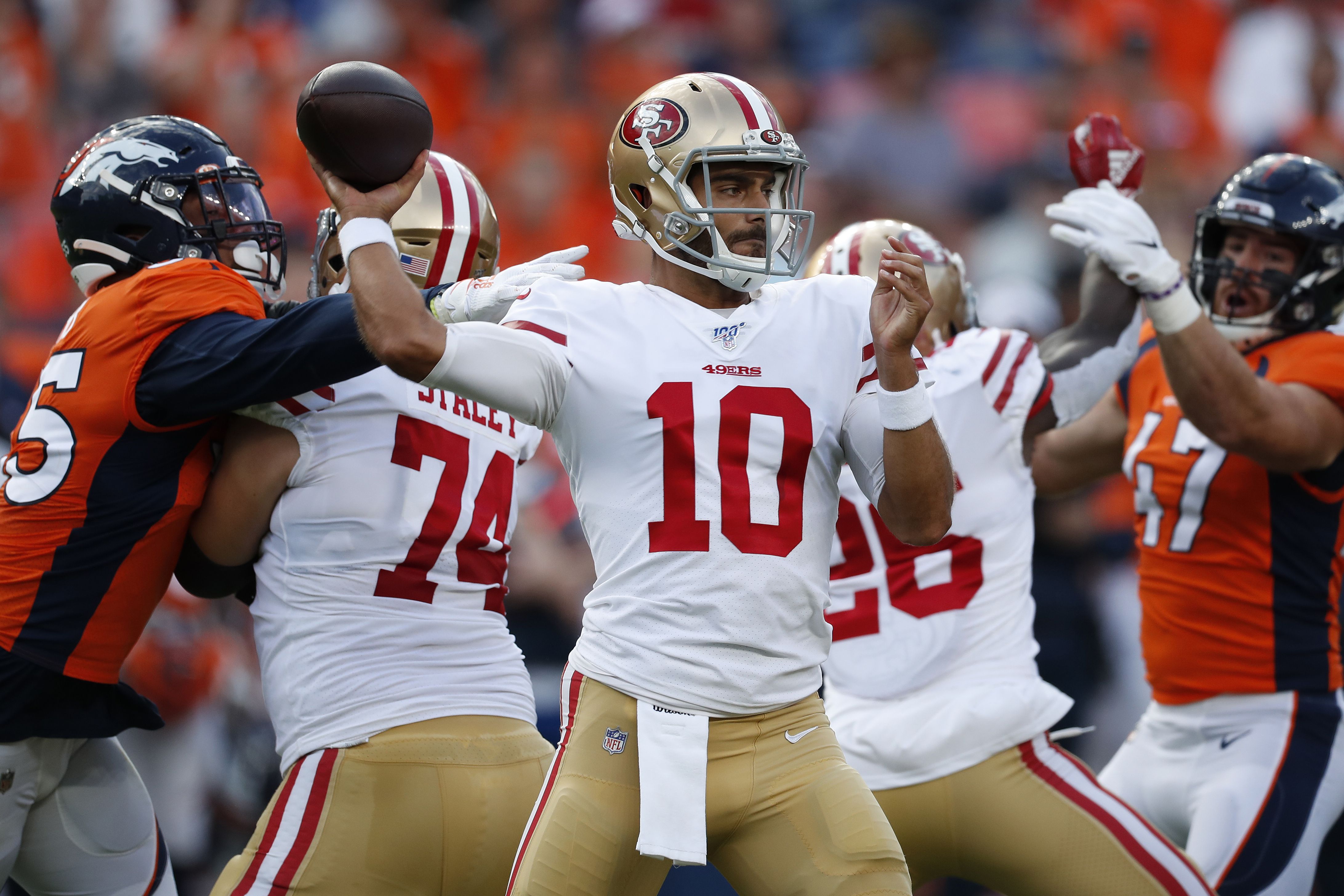 Jimmy Garoppolo, defense lead undefeated Niners to blowout of Browns - The  Boston Globe