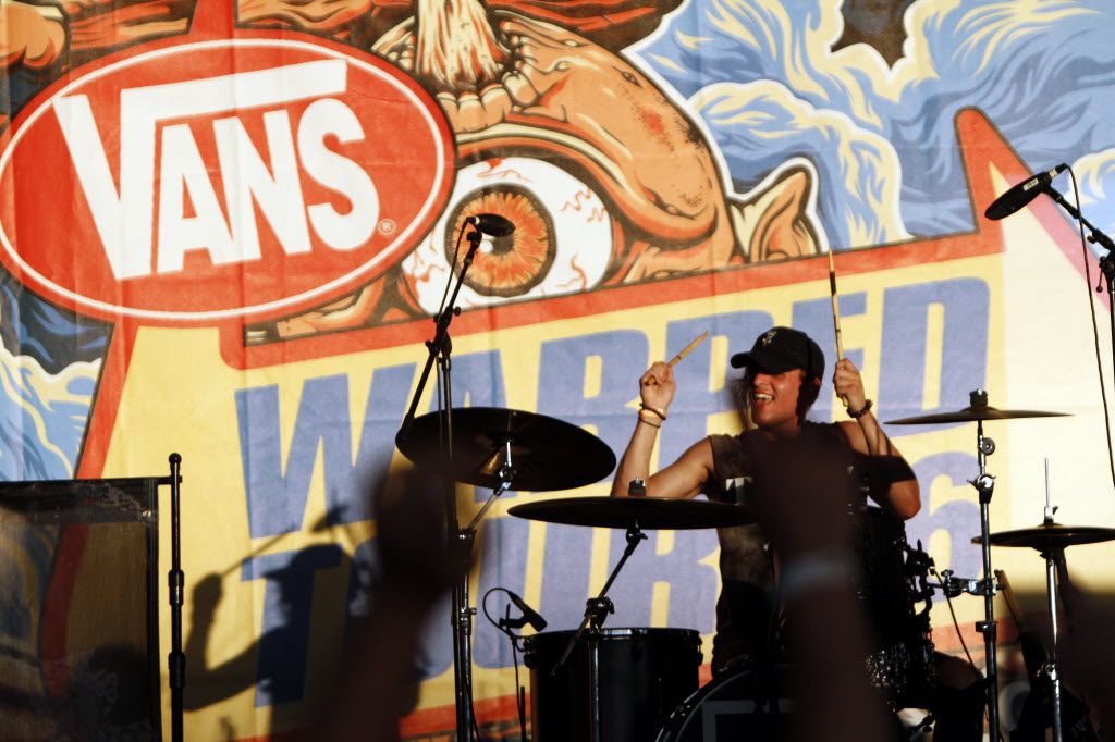 Vans Warped Tour was a totally consumerist music festival - Vox