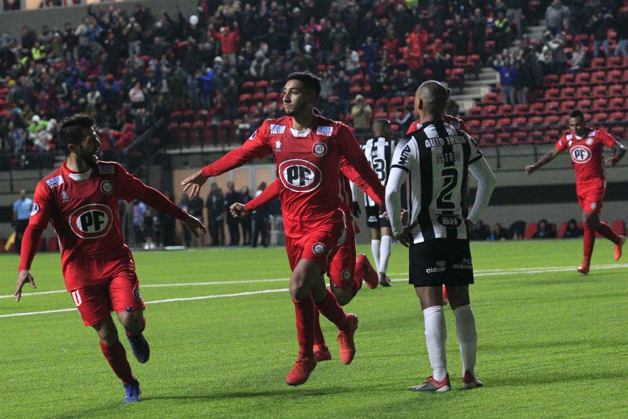 Unión La Calera | Gol de Franco Lobos ante Atlético Mineiro