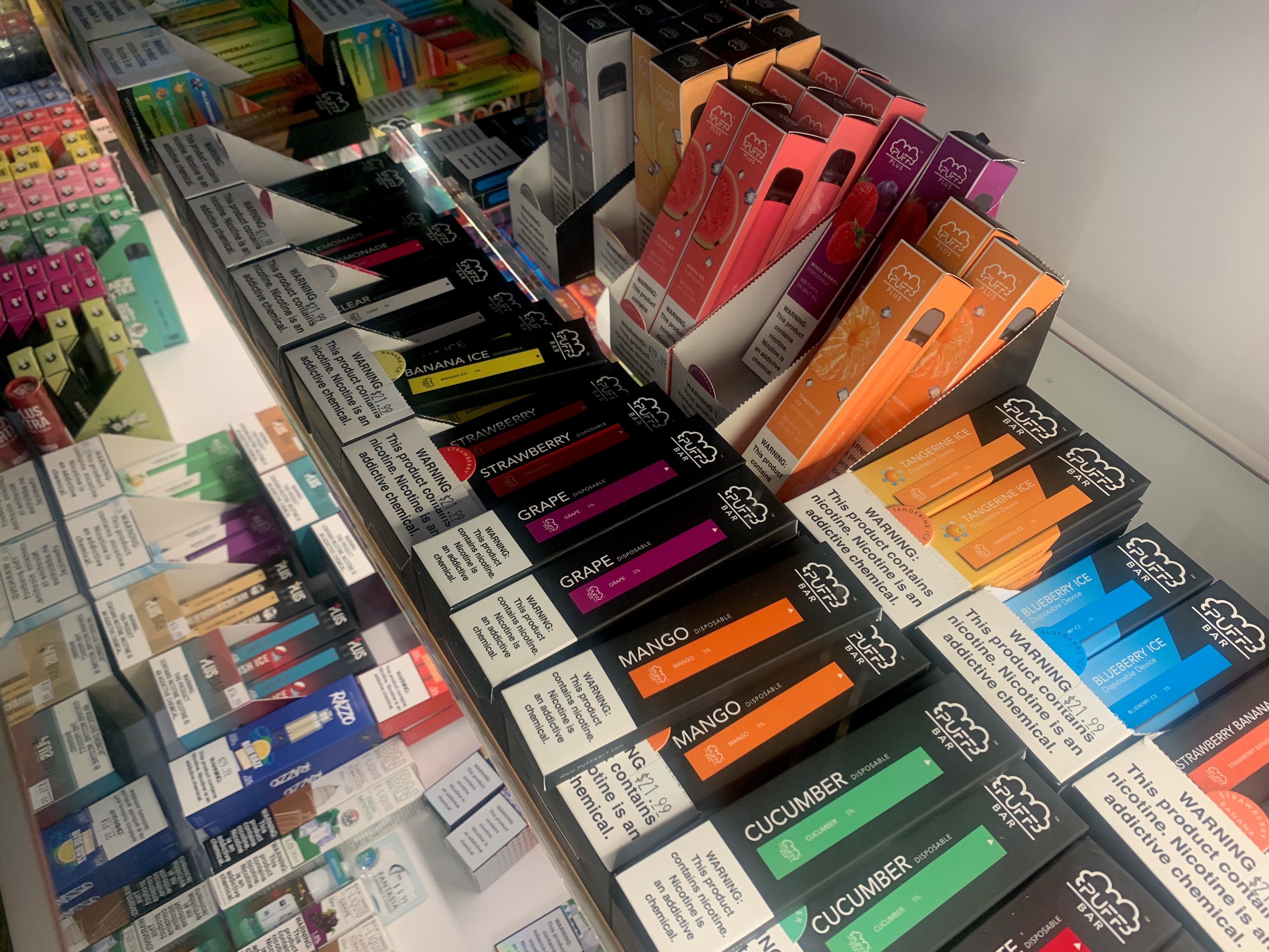 Vt. lawmakers poised to ban flavored tobacco products vapes