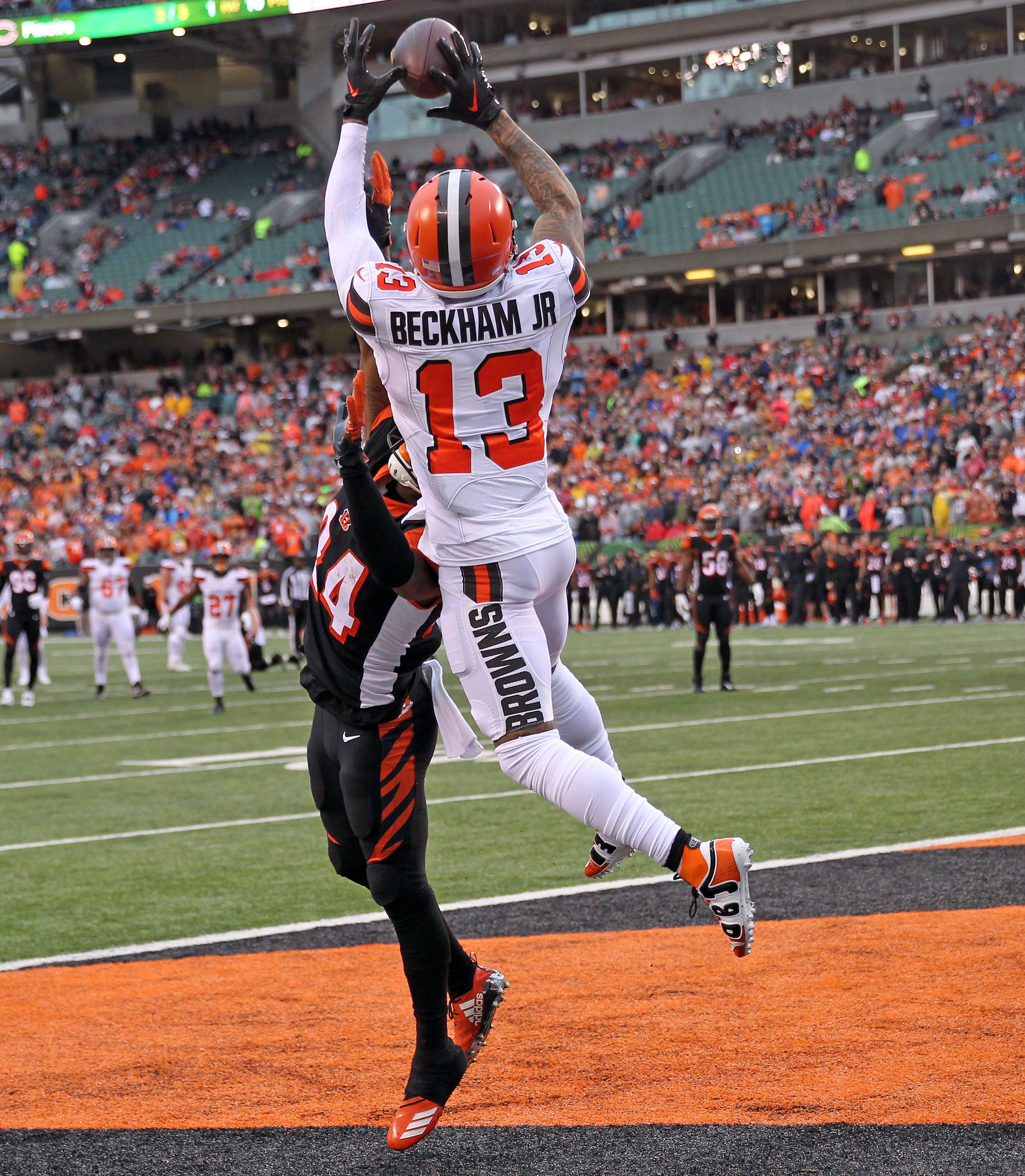 Watch Browns Pro Shop employees make custom Odell Beckham Jr