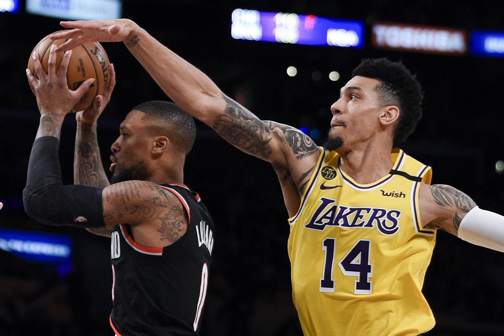 Damian Lillard scores 48 points as Portland Trail Blazers beat L.A. Lakers  amid Kobe Bryant tributes: Live updates recap 