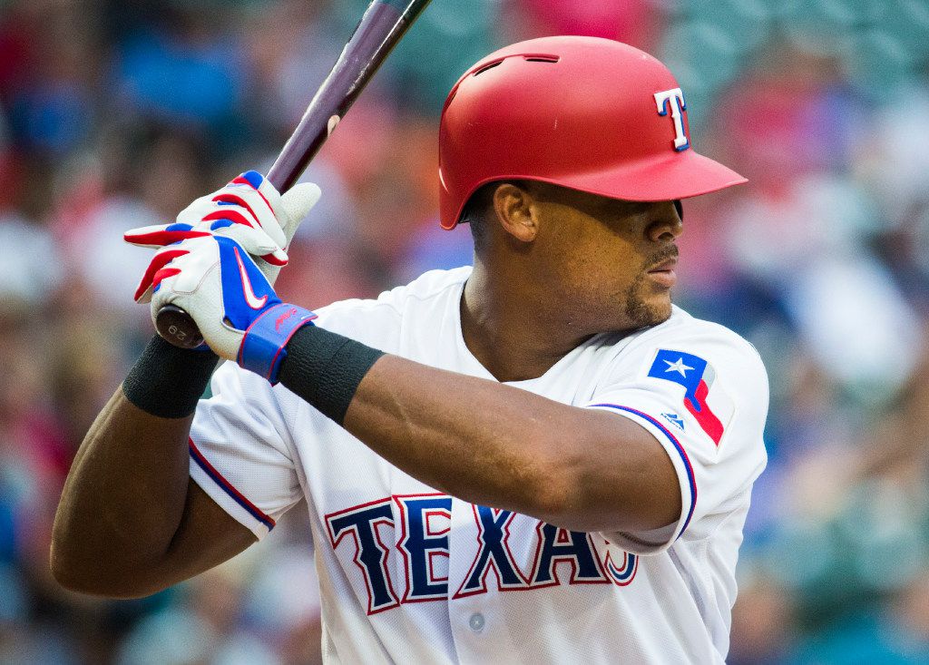 Beltre doubles for 3,000th hit