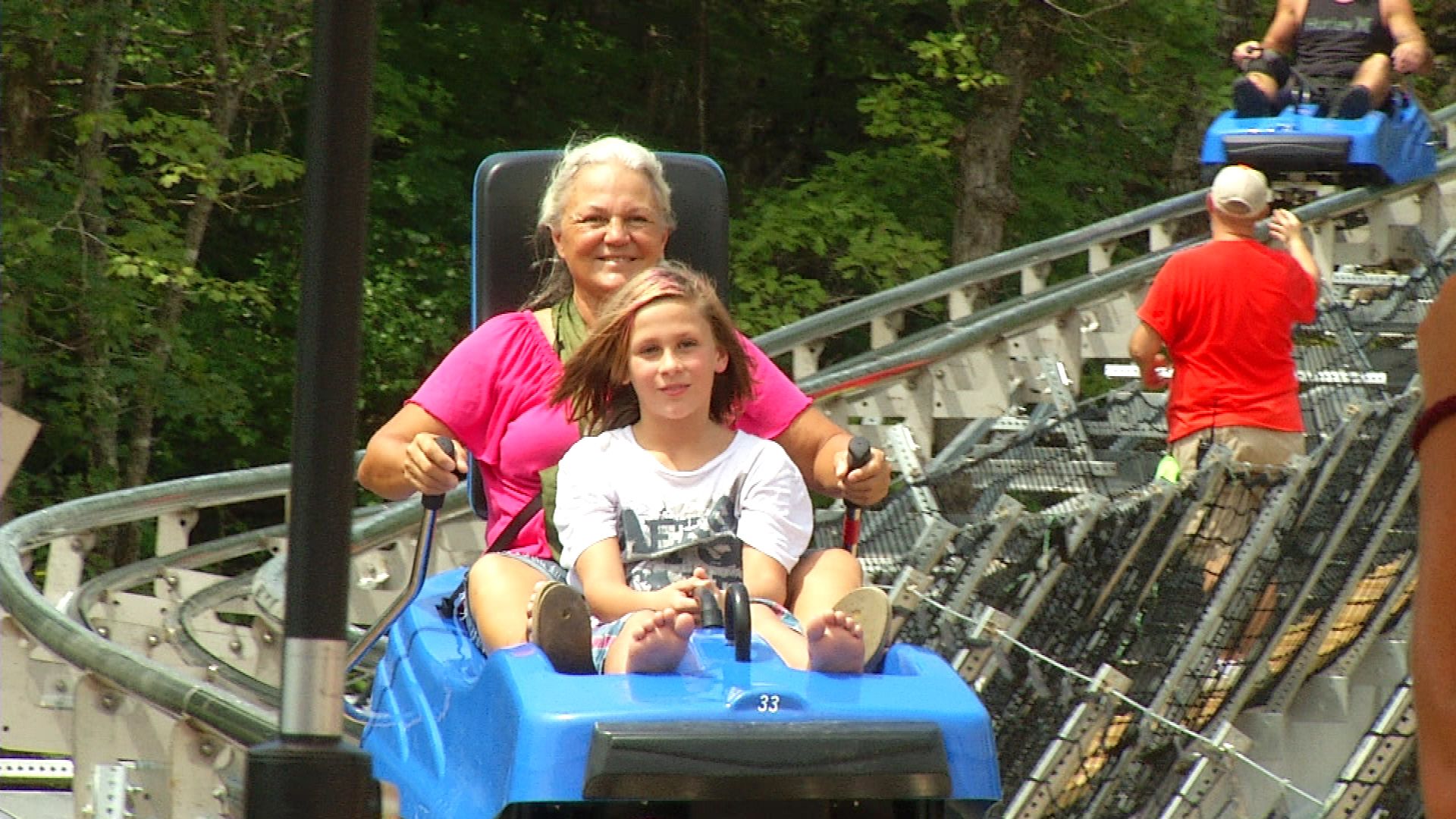 Mountain coaster opens near Branson