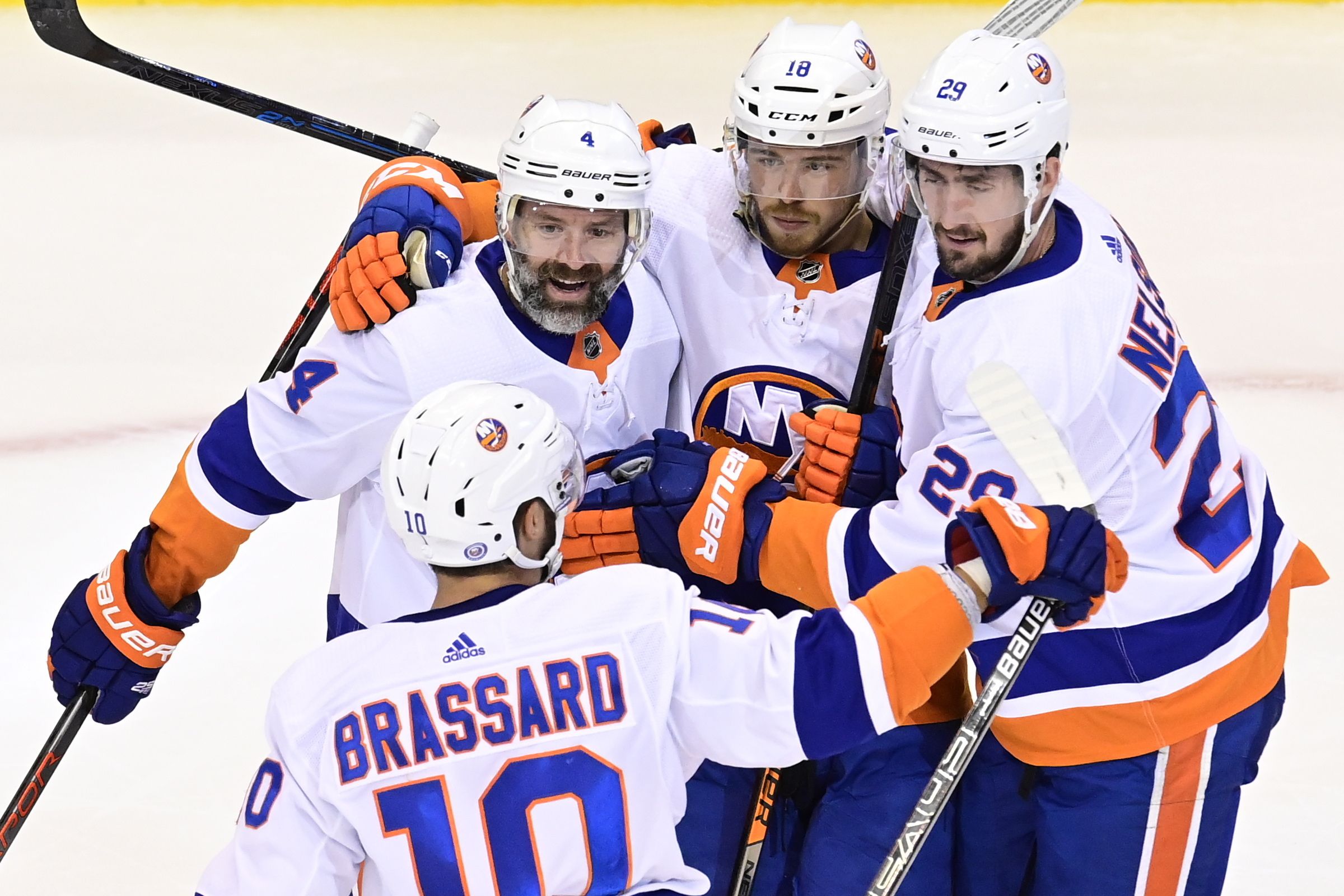 Islanders beat Lightning to force Game 6 in Eastern Conference Finals