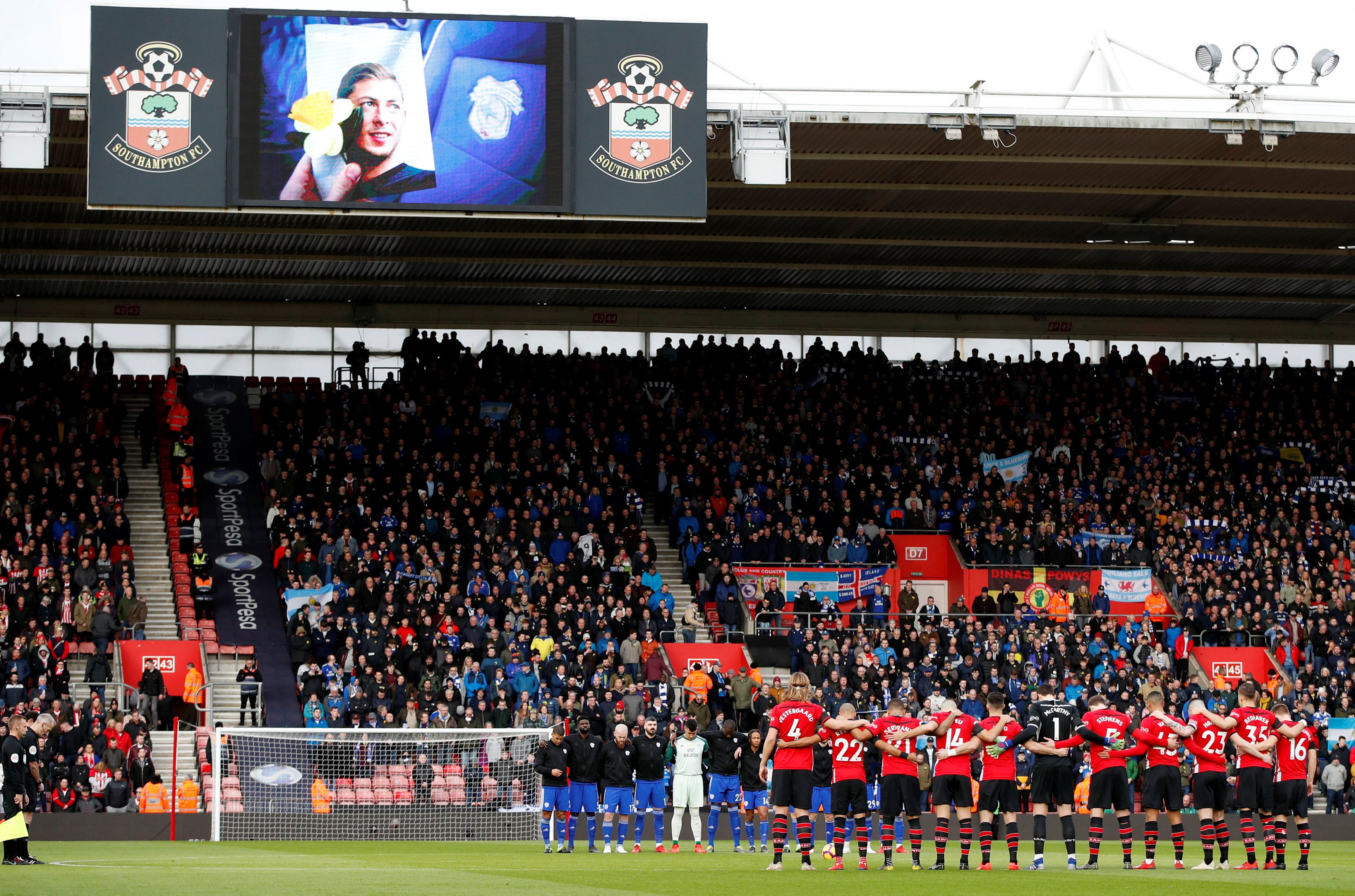 Premier League - Southampton v Cardiff City