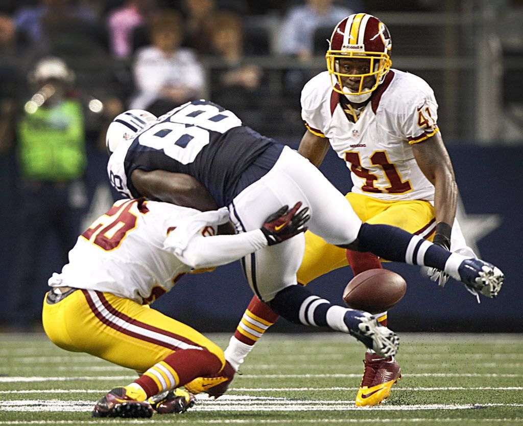 Redskins blow past Cowboys; playoff hopes done; sign Tony Romo