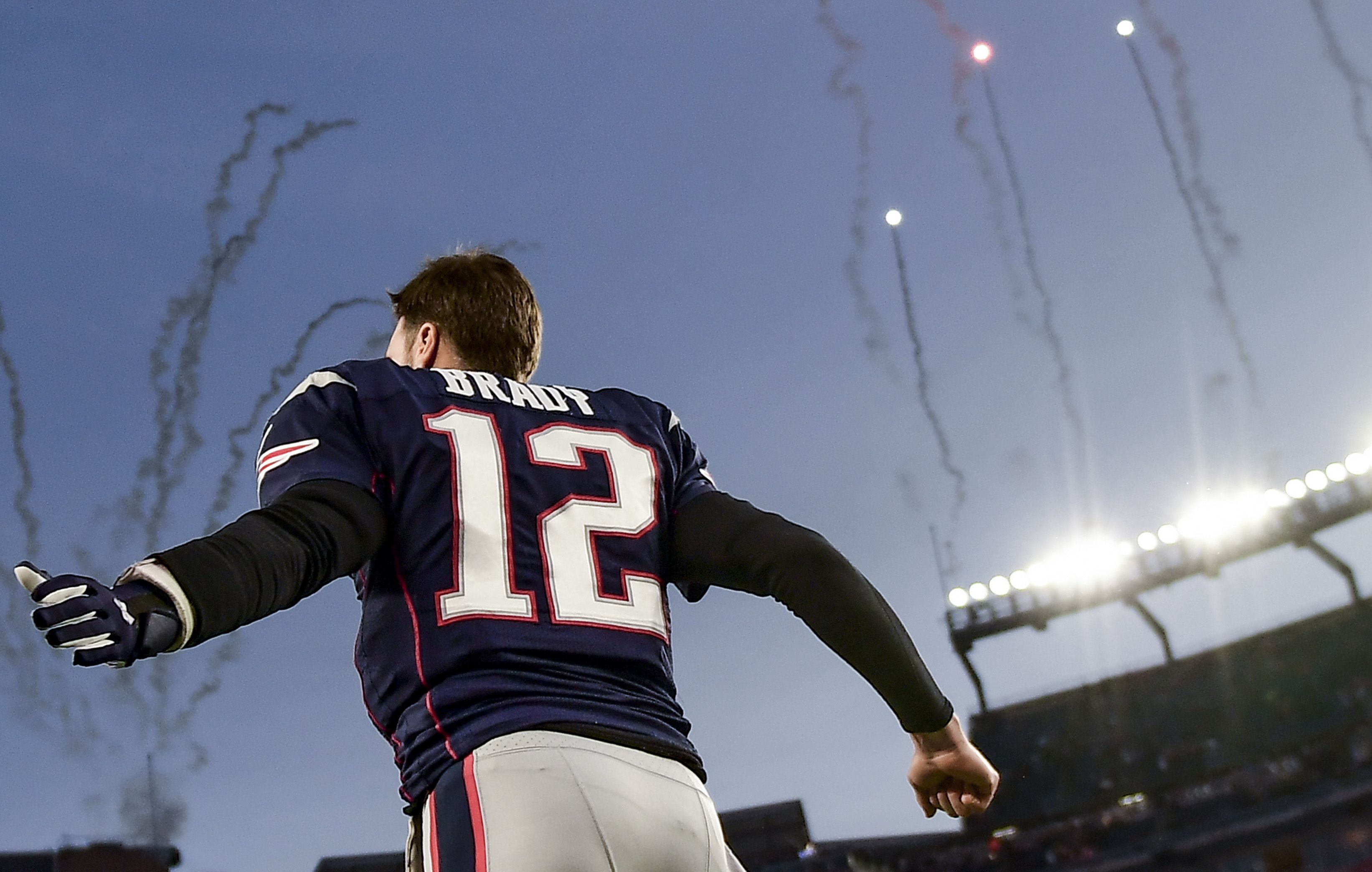 Tom Brady has big day in homecoming, Patriots beat Bengals