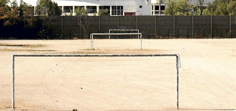 Cancha abandonada estadio Nacional