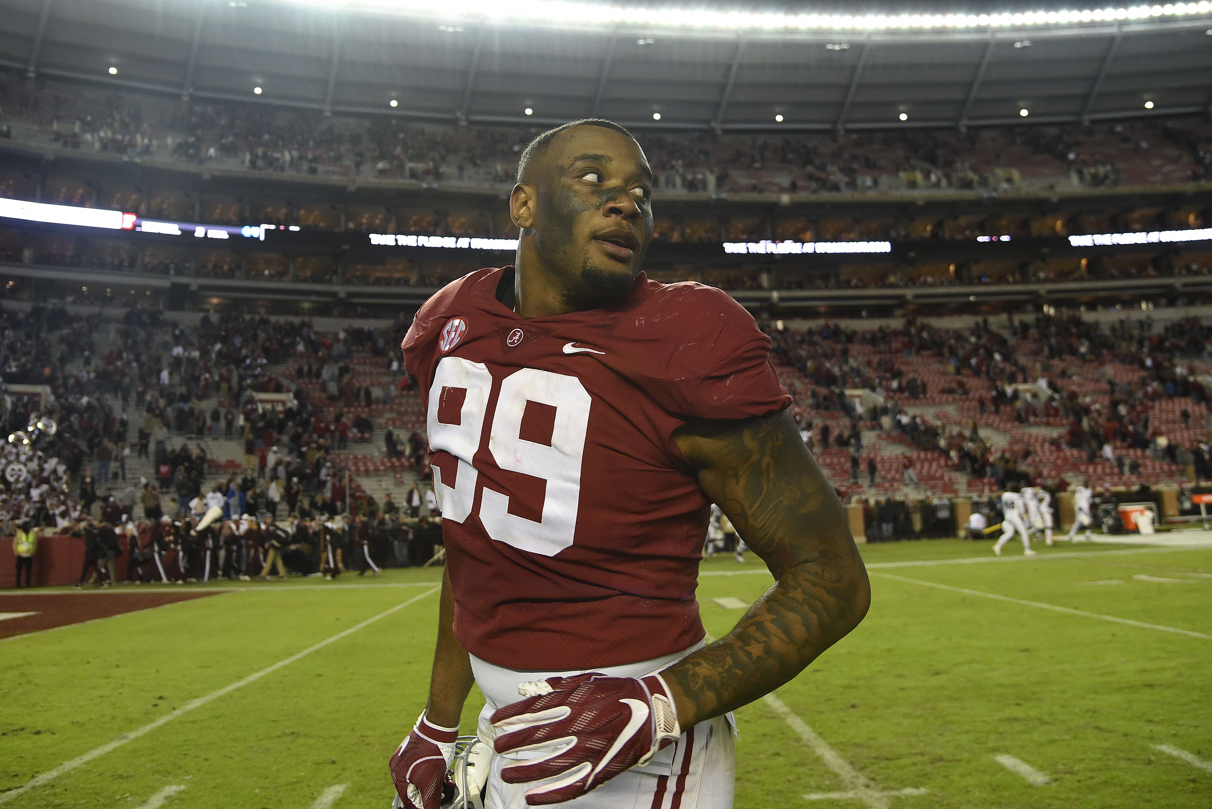 Alabama DE Raekwon Davis embracing leadership role this spring