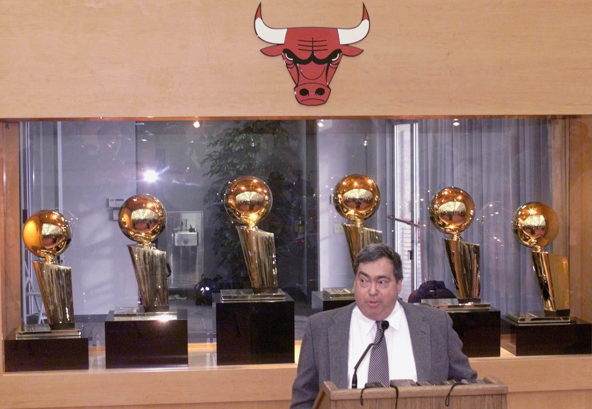 I Knew Jerry Krause The Last Dance Michael Jordan Co Have Done Him Dirty Cleveland Com