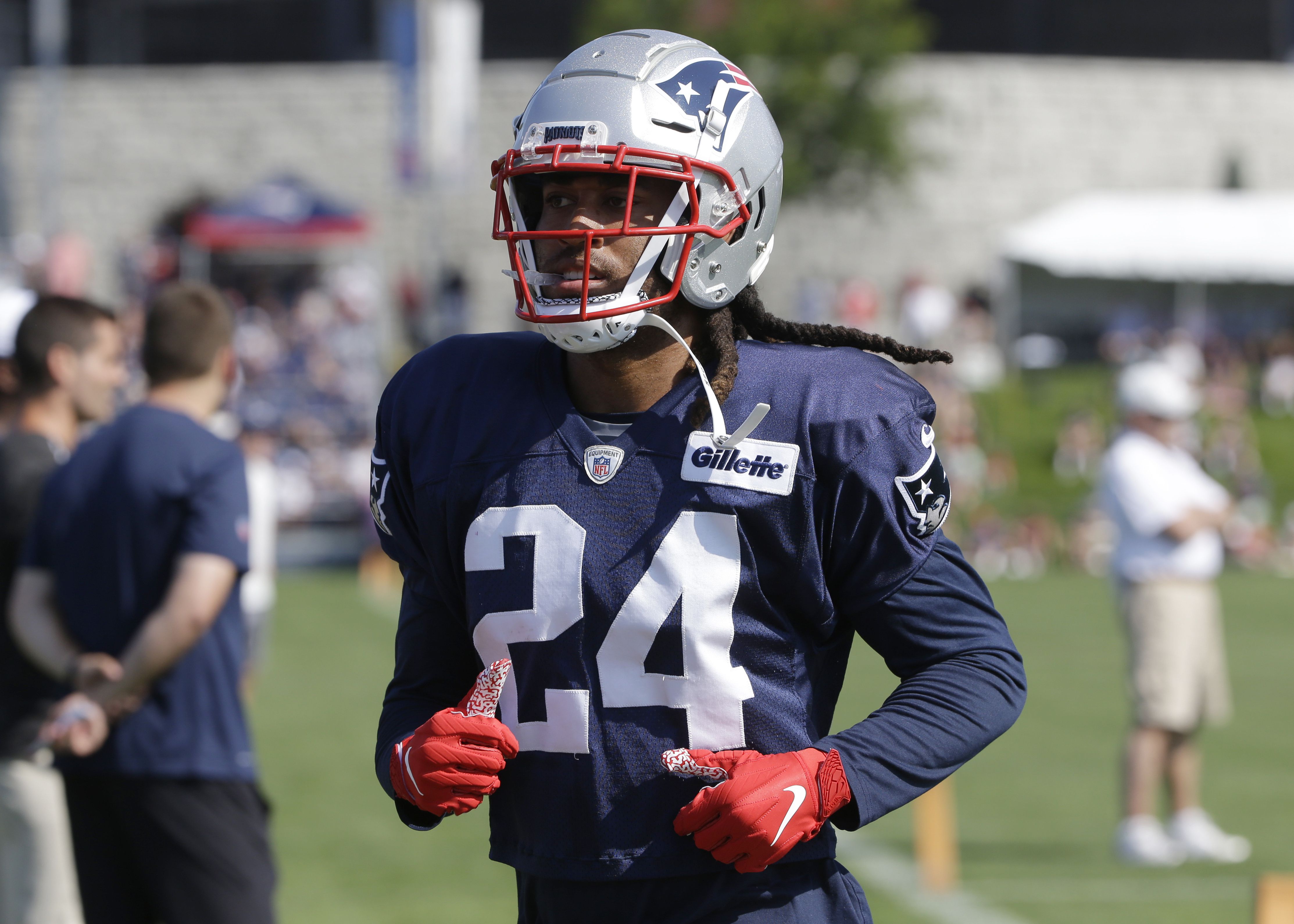 Stephon Gilmore will wear jersey No. 9