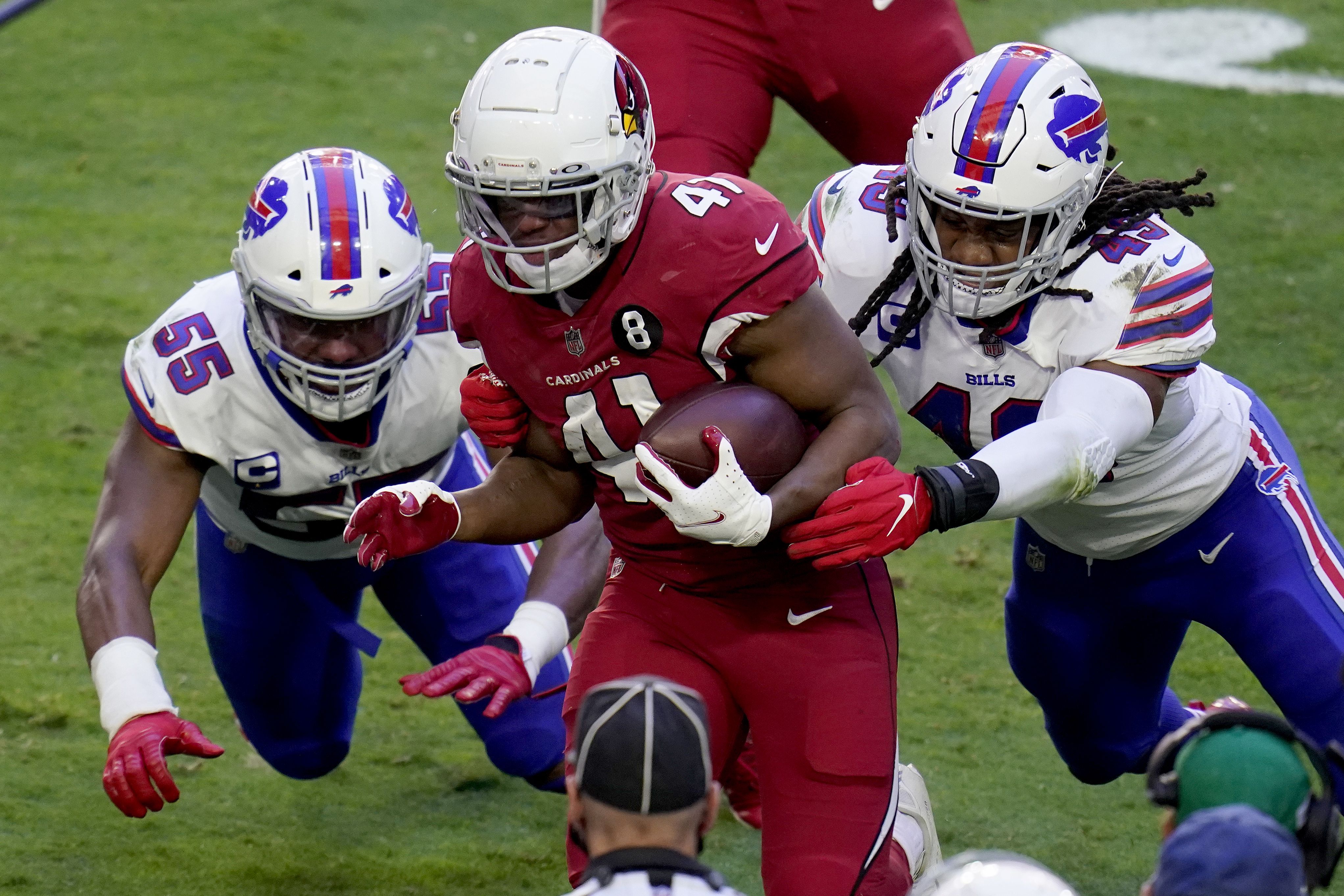 Hail Murray: Cardinals stun Bills 32-30 in final seconds