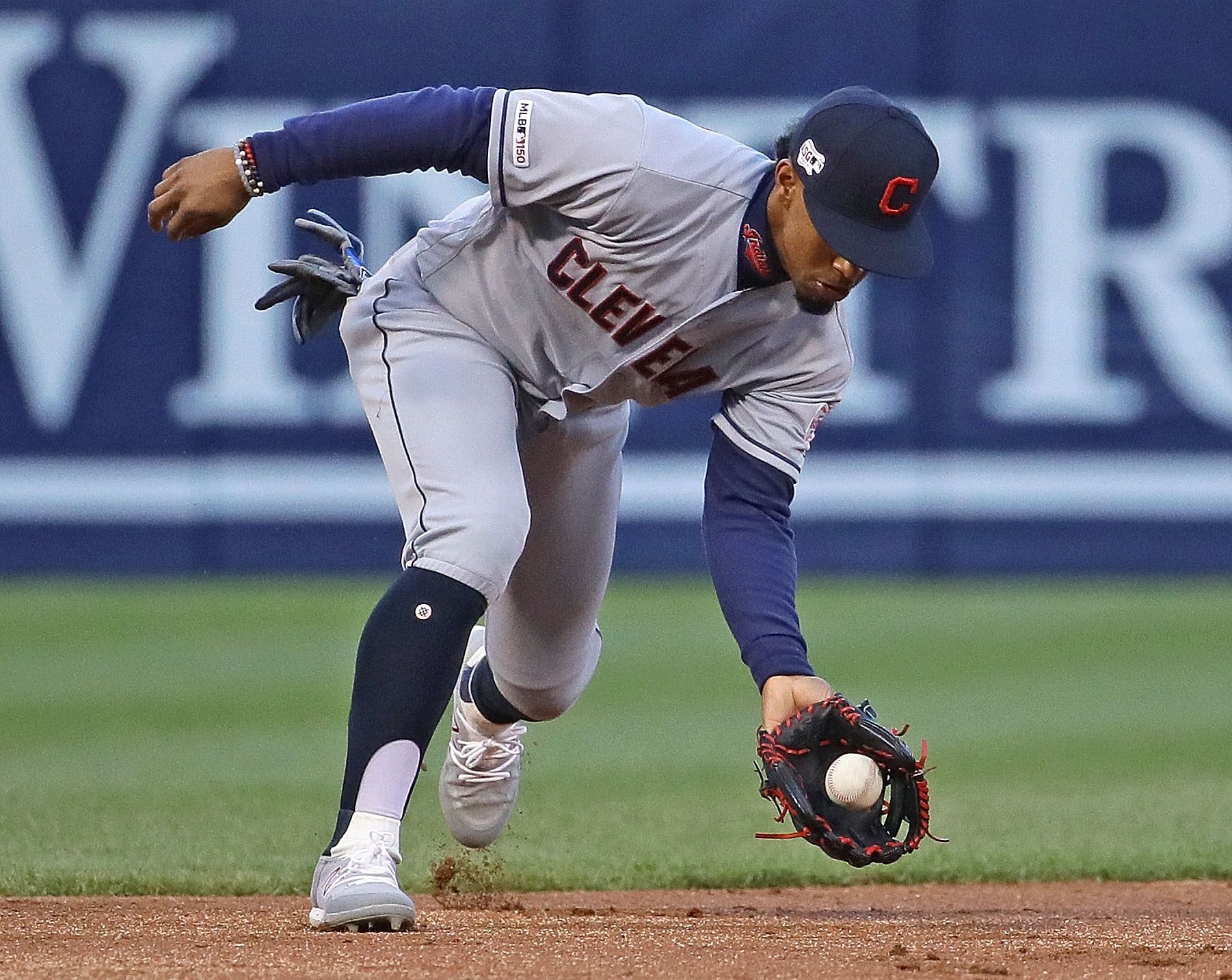 If the Reds can afford Francisco Lindor, why can't the Cleveland Indians?  Hey, Hoynsie 