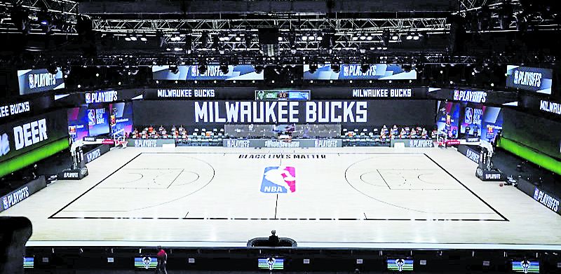 NBA: Playoffs-Orlando Magic Milwaukee Bucks