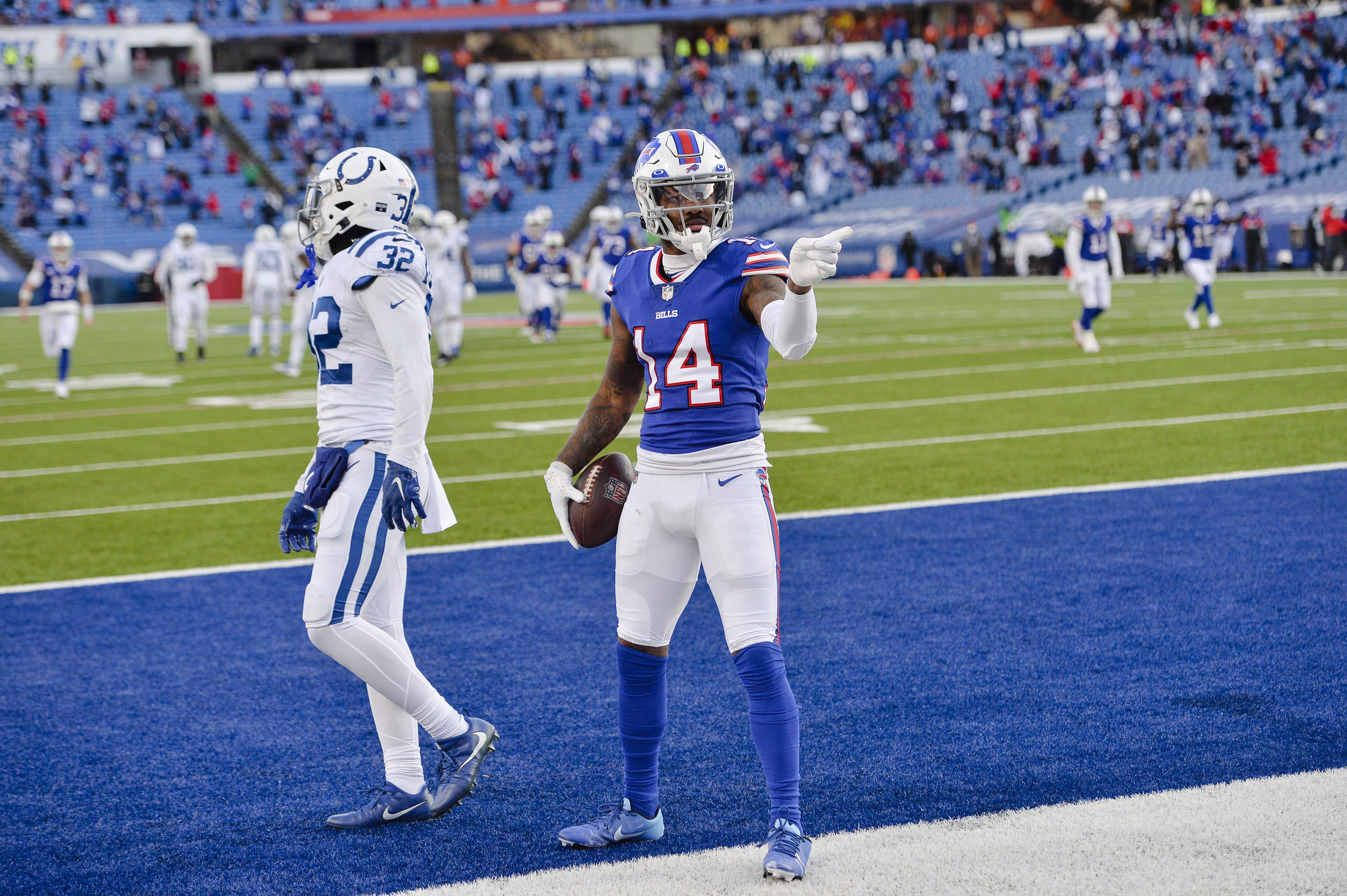 Bills Gabriel Davis credits Stefon Diggs after record-setting playoff