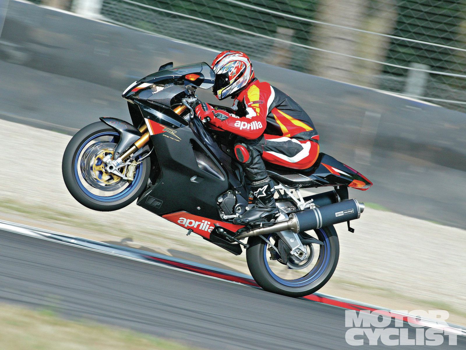 2004-2009 Aprilia RSV1000R | Smart Money | Motorcyclist