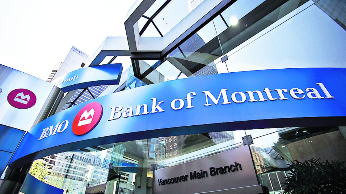 A Bank Of Montreal Branch Ahead OF Earnings Figures