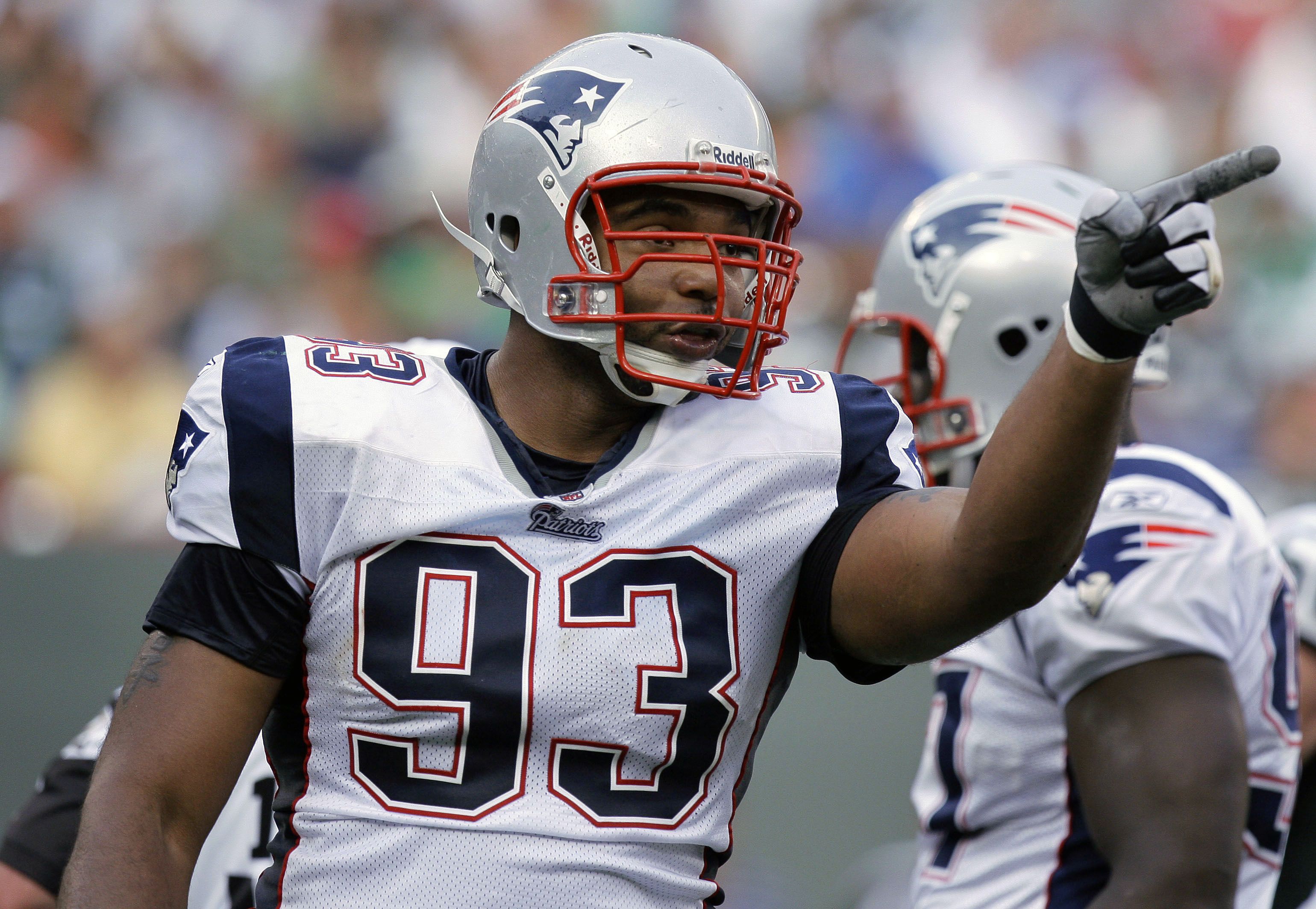 NFL notebook: Seymour selected for Patriots Hall of Fame