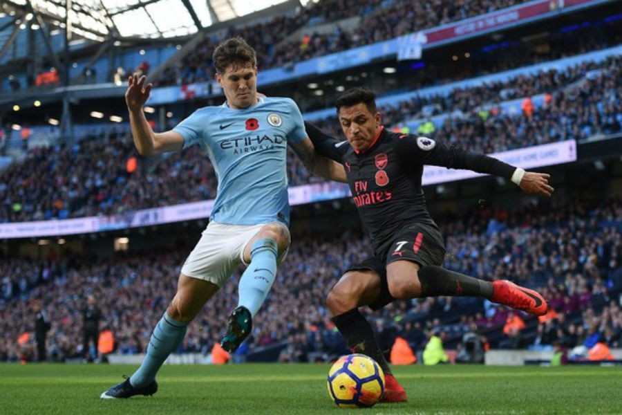 ALEXIS-MANCHESTER-CITY-ARSENAL.jpg