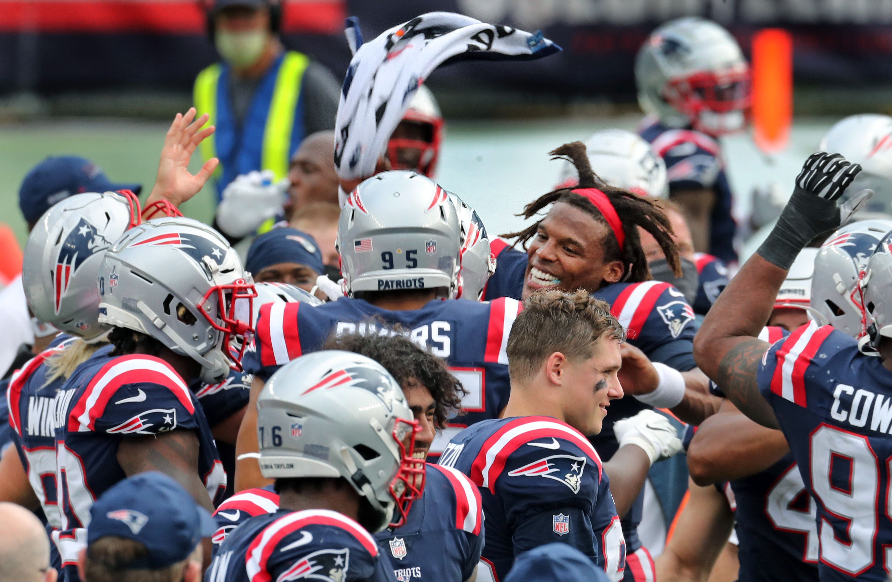 Deatrich Wise Jr. still hasn't recovered from celebrating his first  touchdown - The Boston Globe