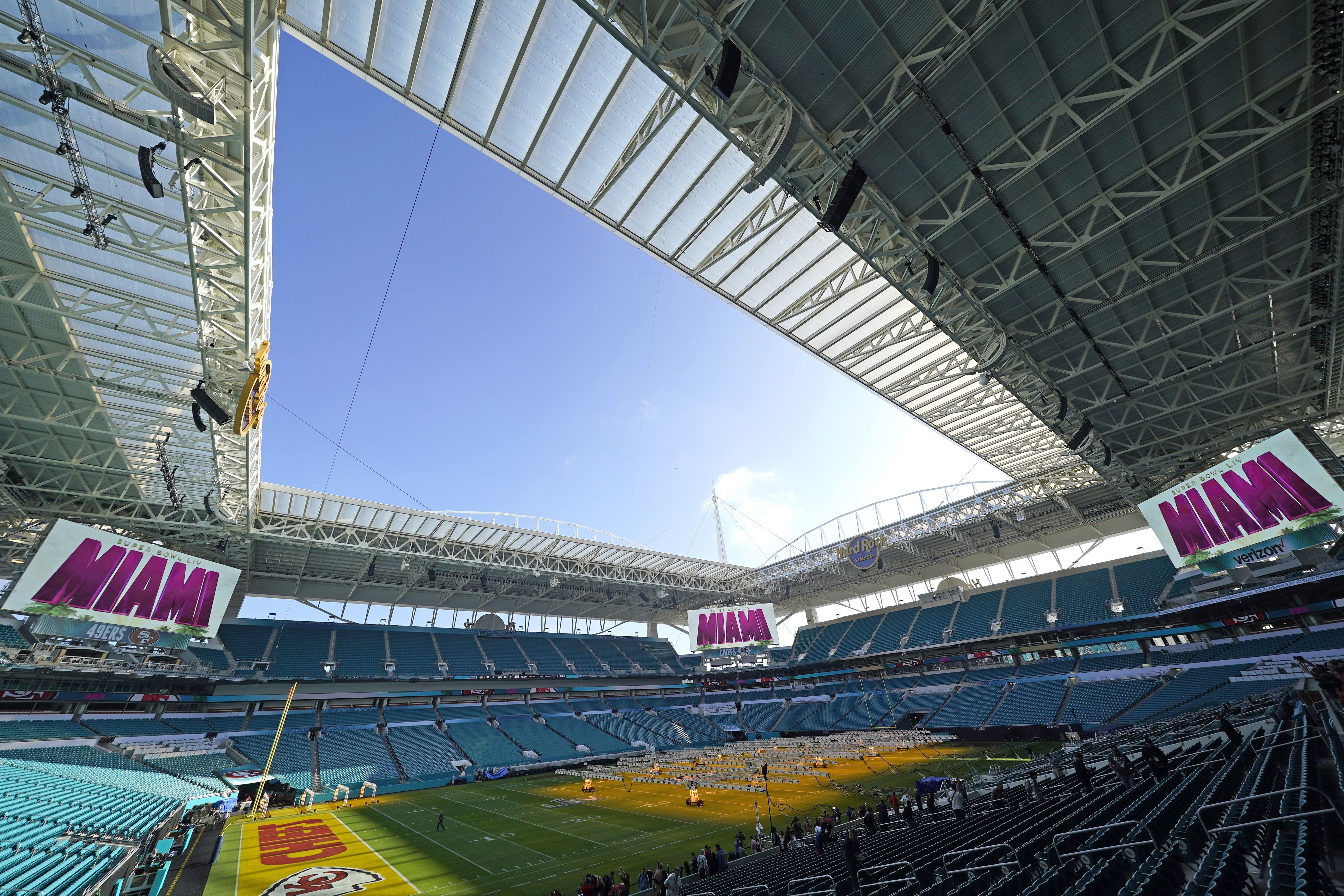 Scenes from Miami Dolphins vs Pittsburgh Steelers at Hard Rock Stadium