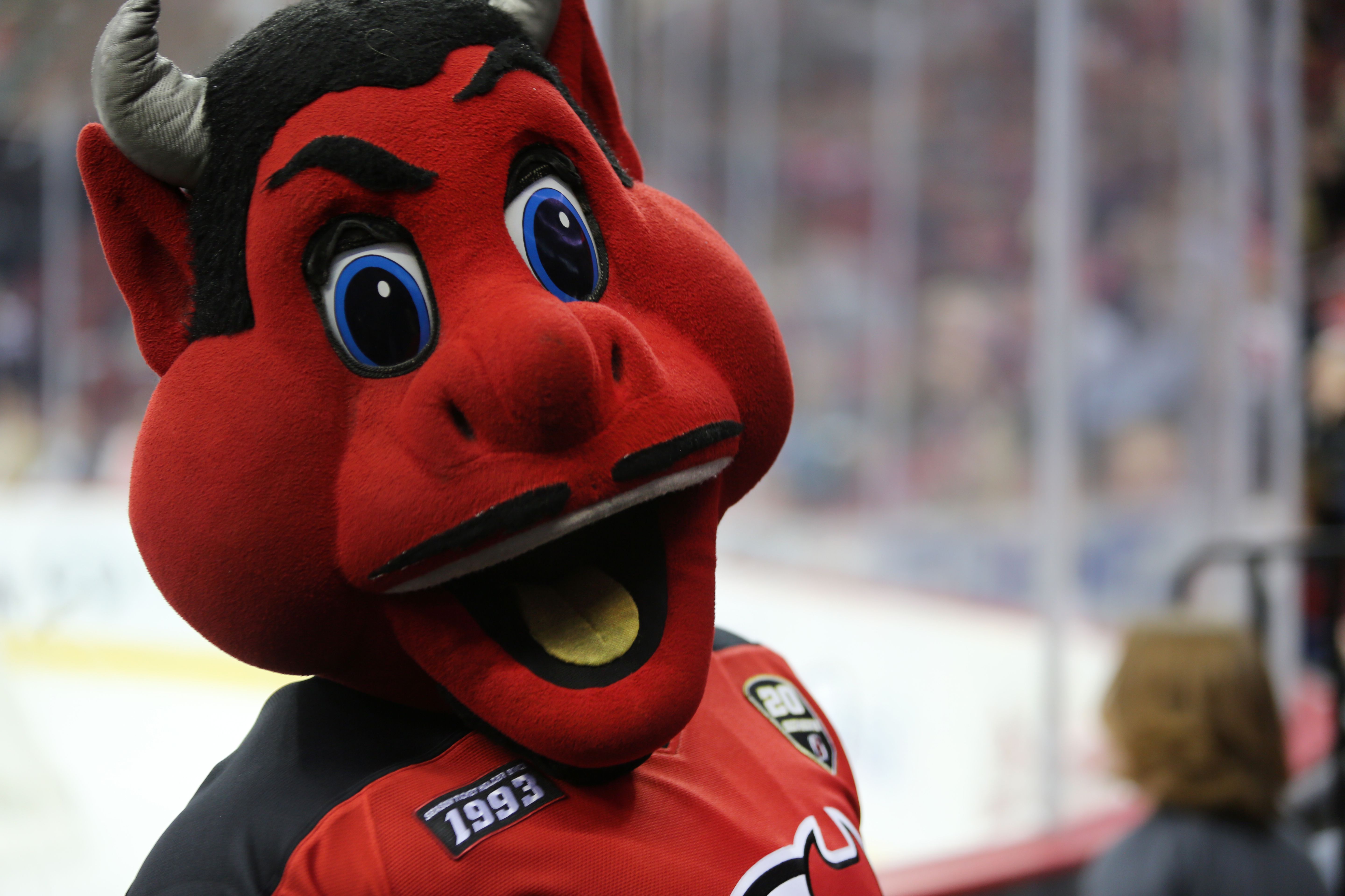 New Jersey Devil takes spill and misses wide open net, is having worst year  in mascot history, This is the Loop