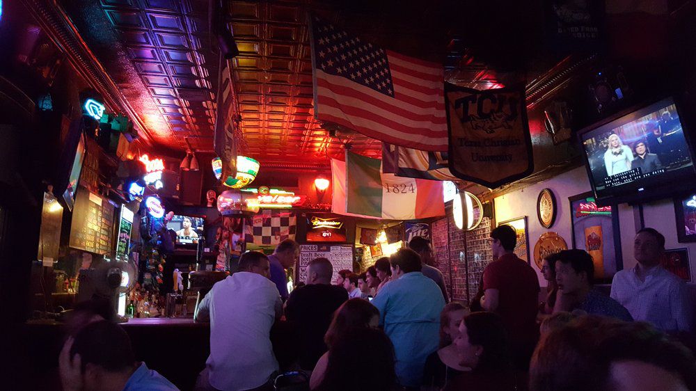 7 Dive Bars In Fort Worth You Should Visit For The Charm And