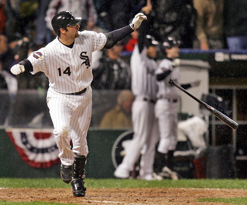 Chicago White Sox and Houston Astros battle in 2005 World Series