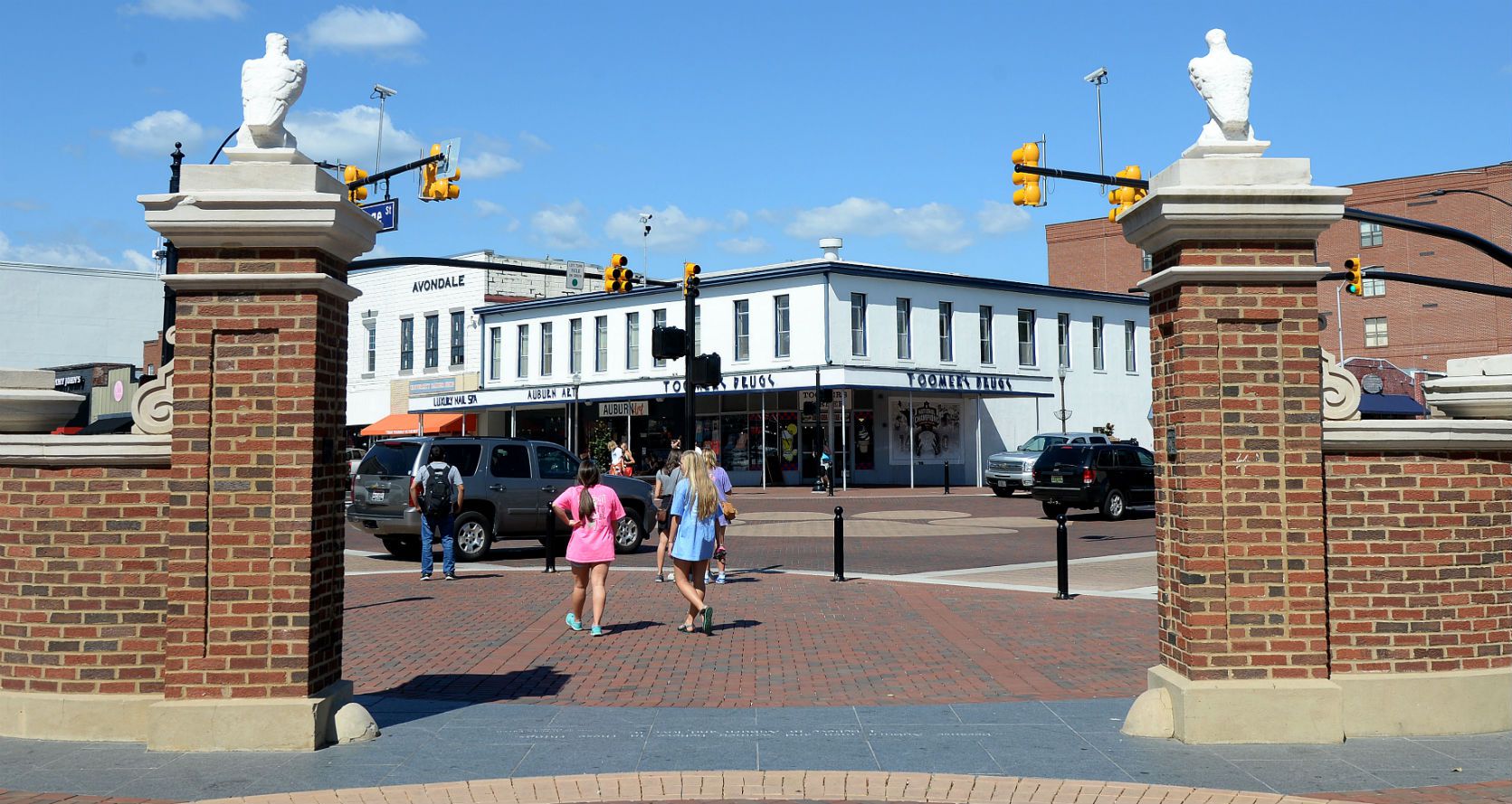 The history of Toomer's Drugs and that famous Corner 