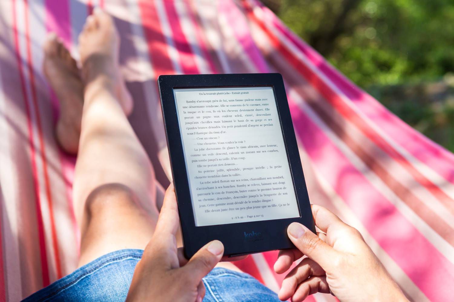 There Are Two Near Perfect Options For E Readers And Then There Are The Rest Popular Science