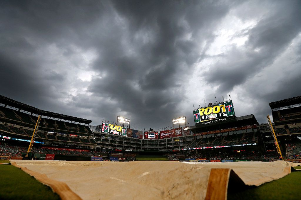 Red Sox fall to Rangers in rain-delayed Fourth of July game at Fenway