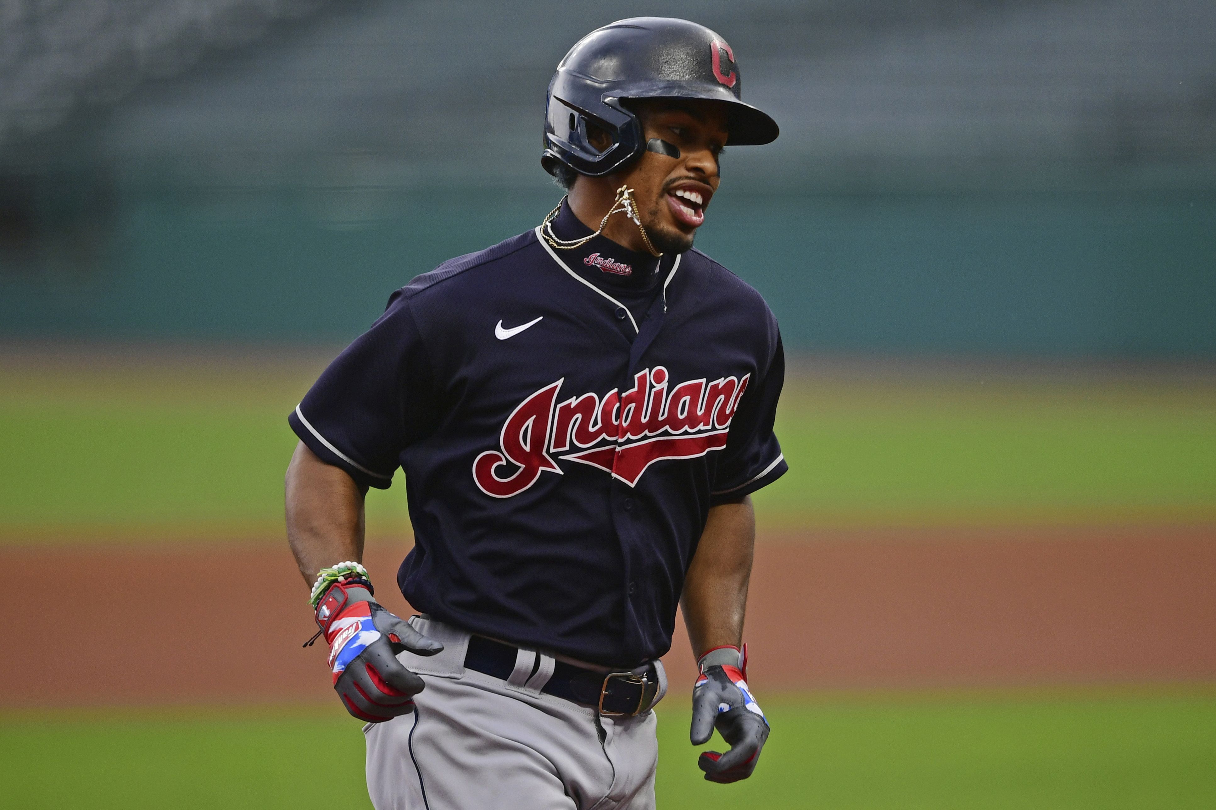 Cleveland Indians will not completely drop Chief Wahoo but will