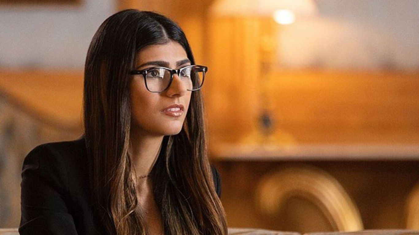 Cumple años Mia Khalifa, la exestrella porno perseguida por el ISIS que se  reconvirtió en una exitosa influencer | TN