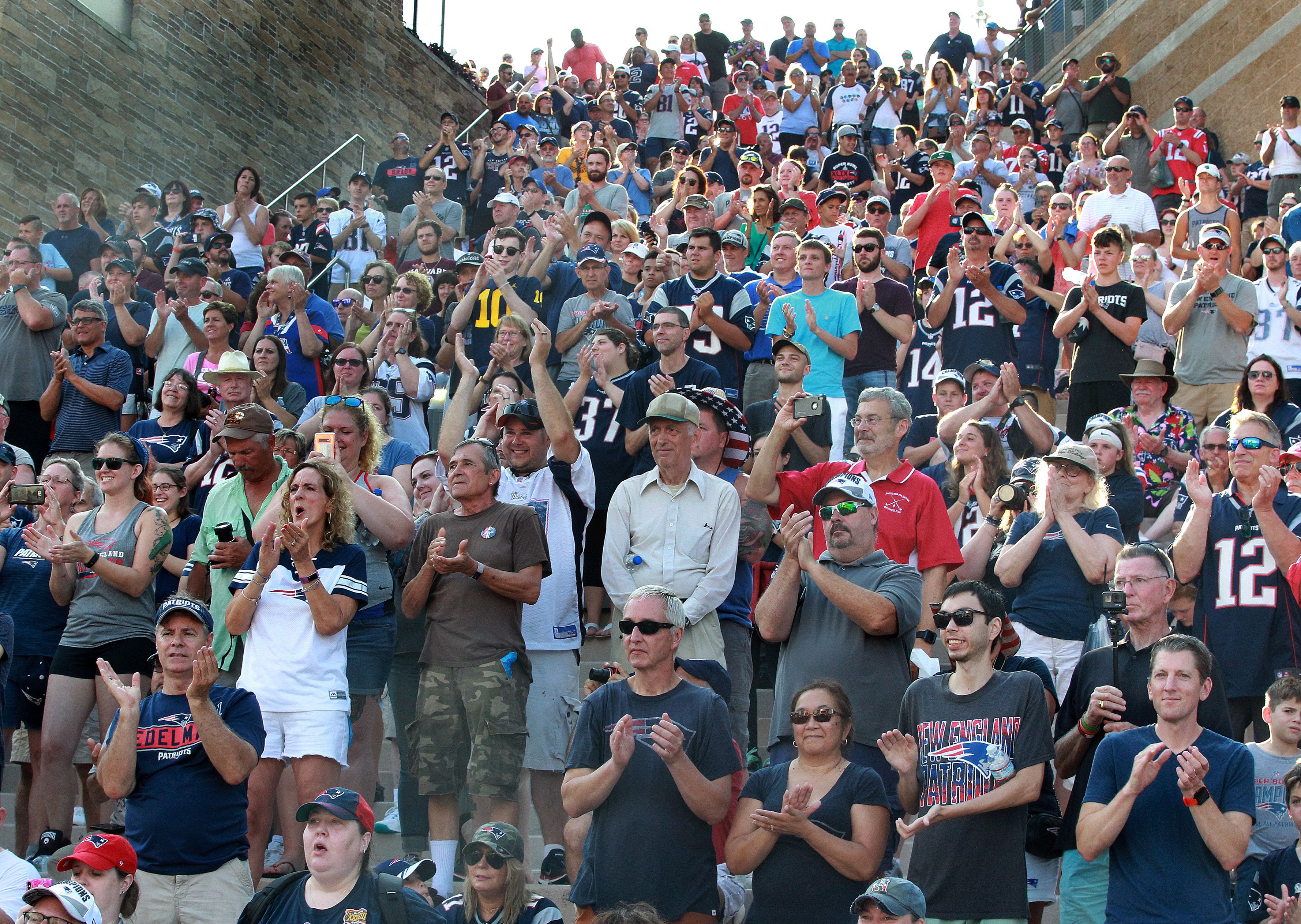 Rodney Harrison, Leon Gray to be inducted into Patriots Hall of Fame today  - Pats Pulpit