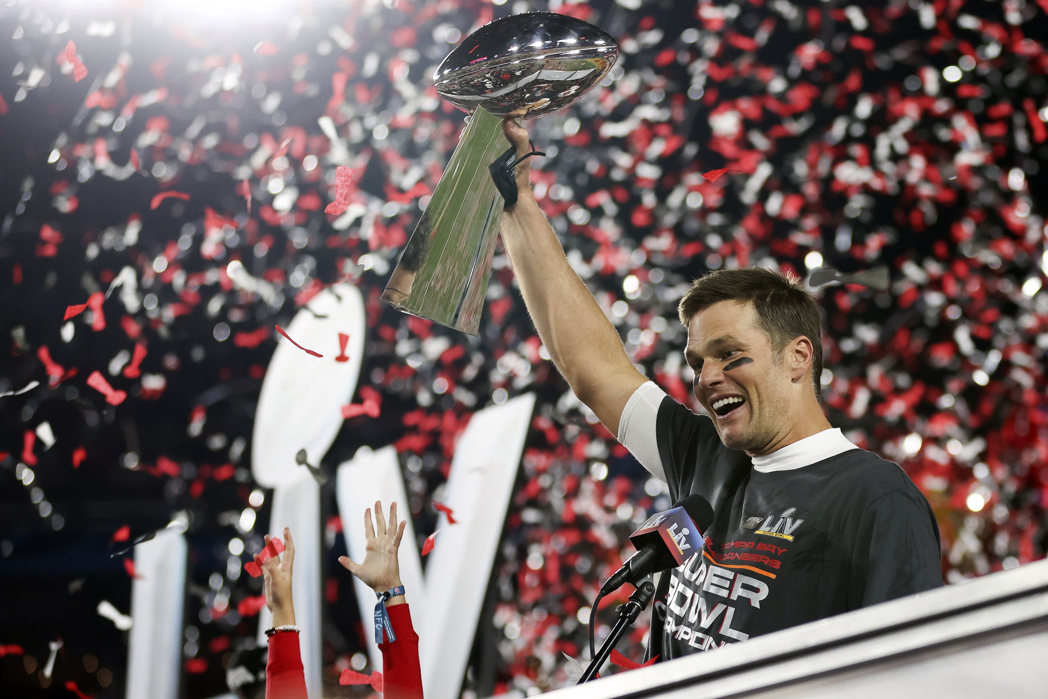 Tom Brady earns seventh Super Bowl ring, leads Buccaneers to dominant 31-9  win over Chiefs - The Boston Globe