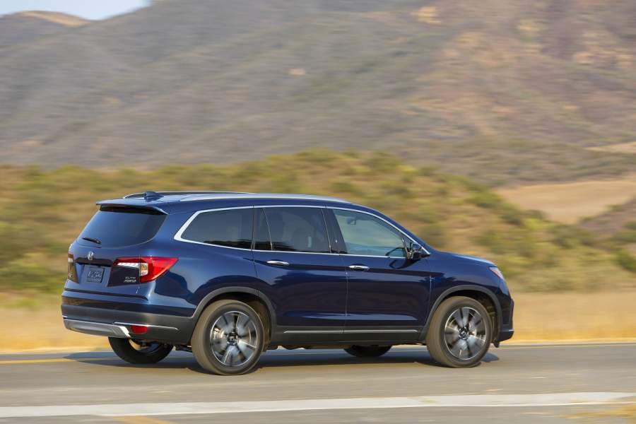 2019Honda_Pilot_Elite_016-900x600.jpg