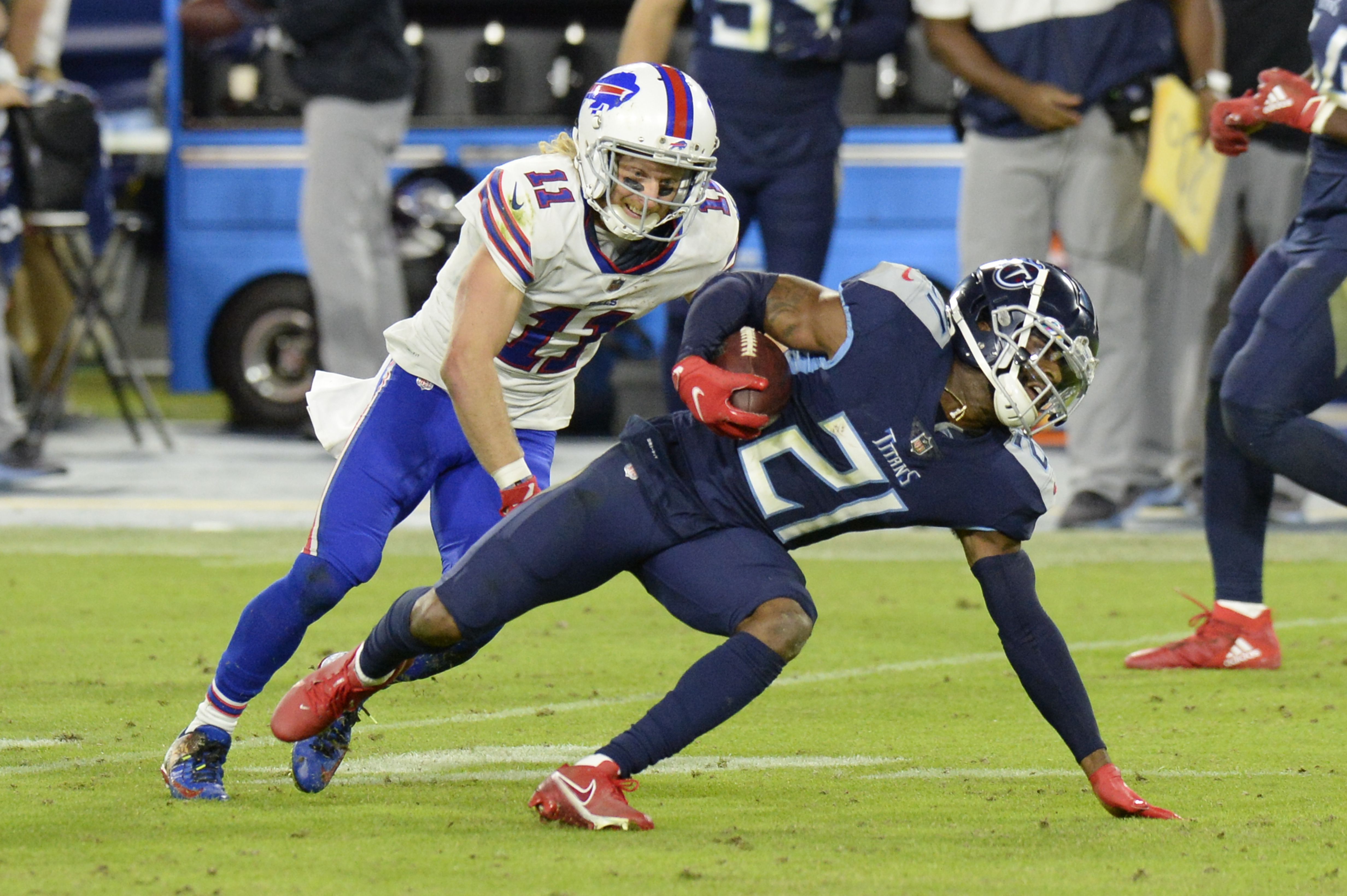 Tannehill scores 4 TDs as depleted Titans rout Bills despite