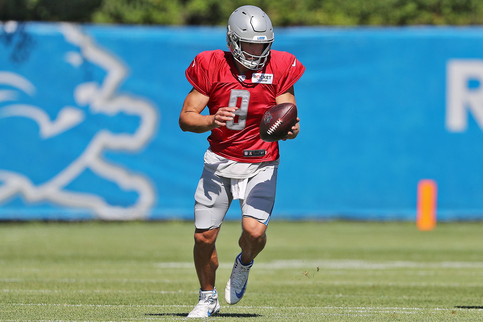 Lions QB Stafford gets teasing and praise