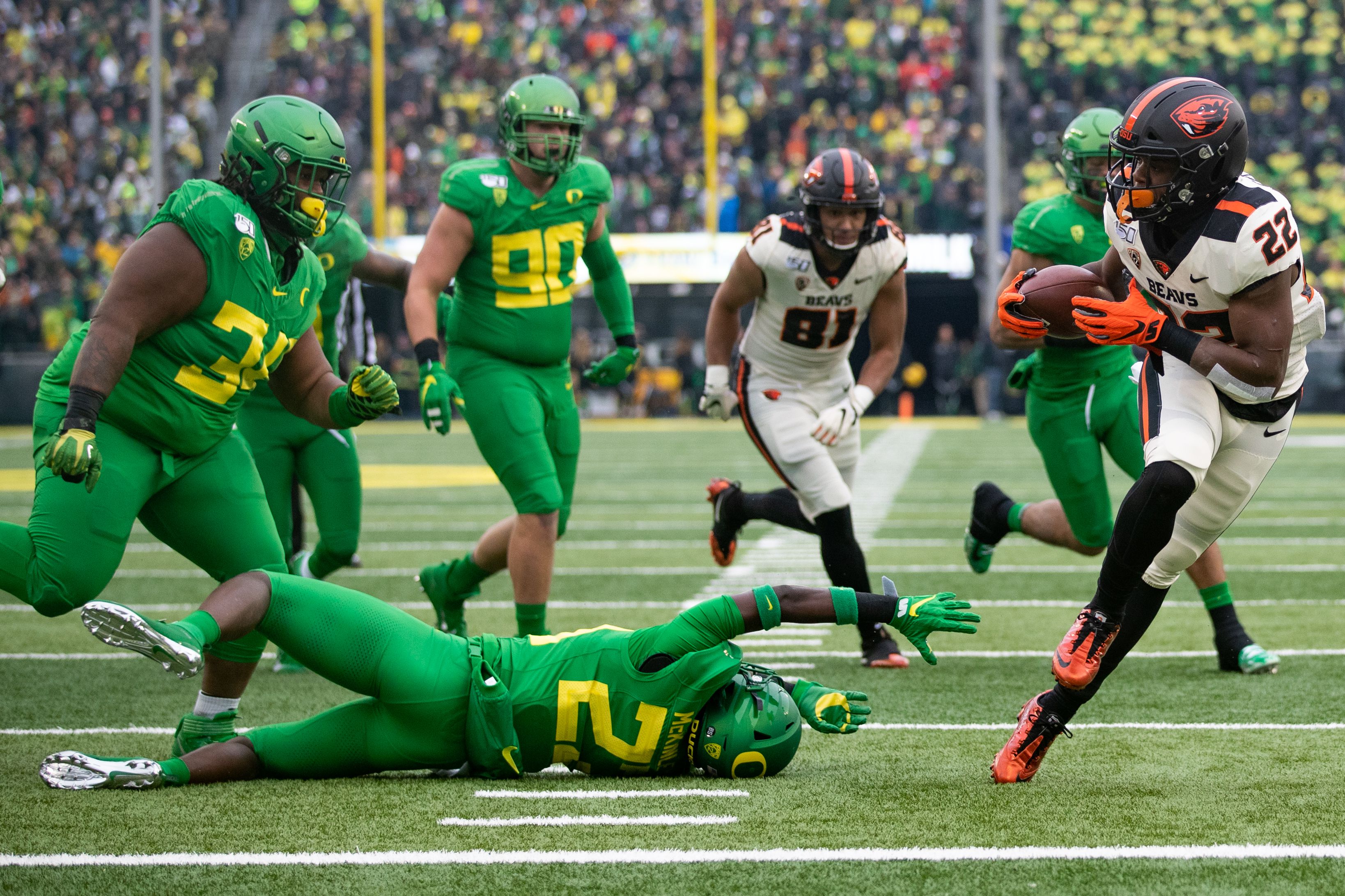 Jermar Jefferson Running Back Oregon State