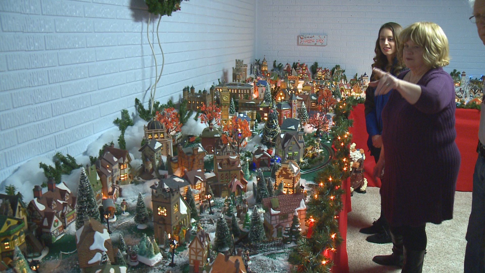 christmas village houses display ideas